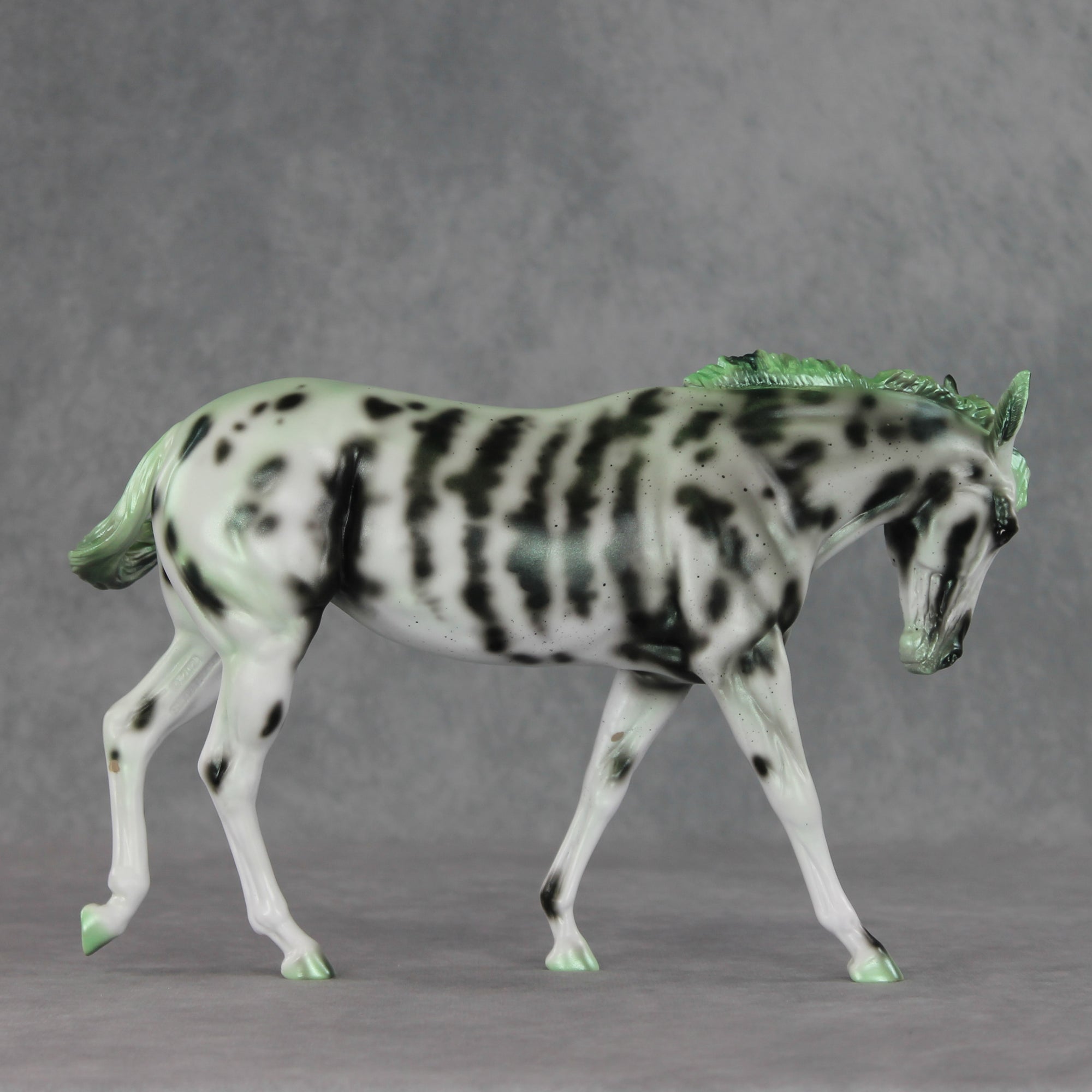 Poison LE-10 EFCM Large Mule by Carissa Mathews VV26
