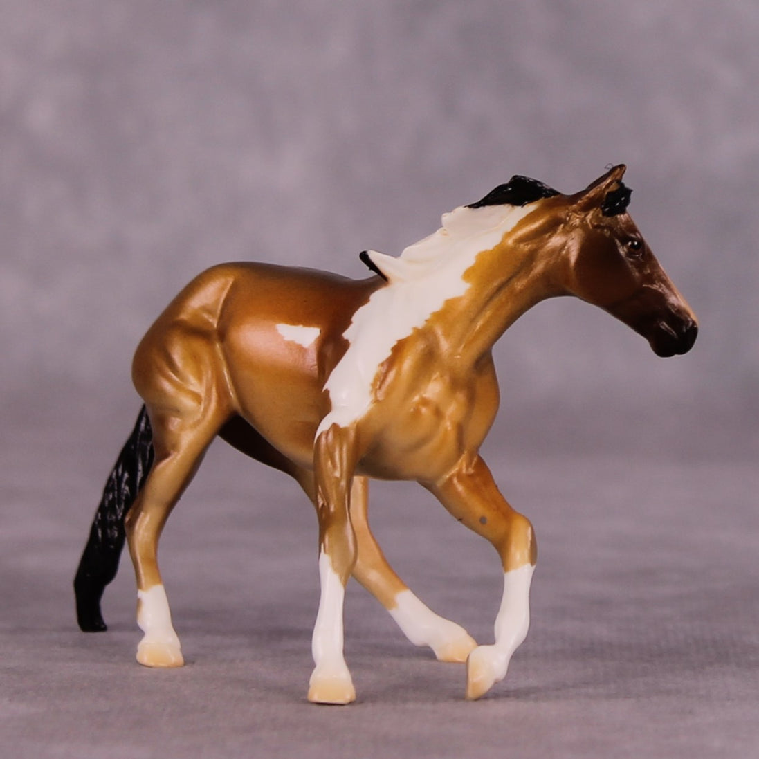 "Trixie" LE-5 Cutter Chip By Erin Corbett $99 Chips Sale June Release
