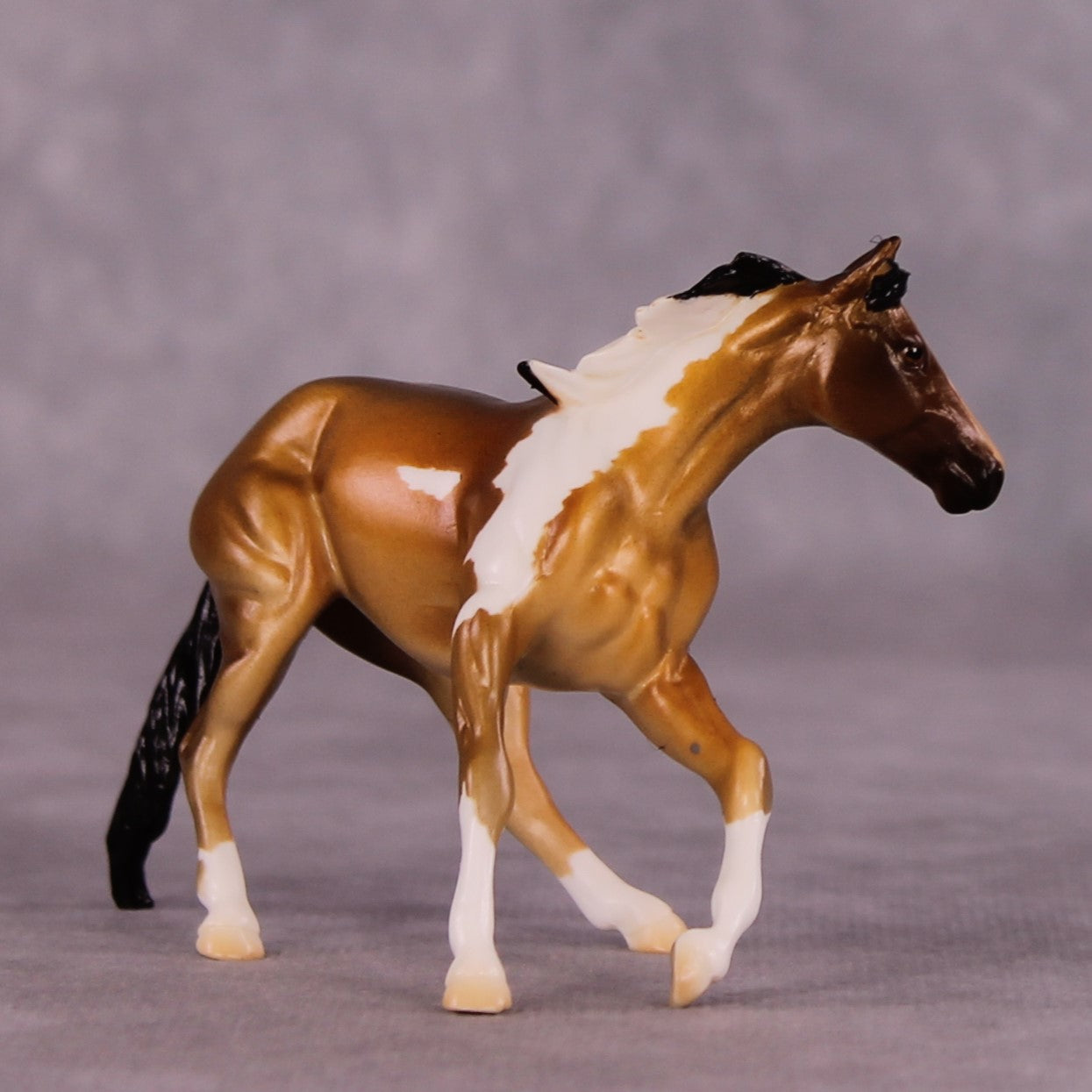 "Trixie" LE-5 Cutter Chip By Erin Corbett $99 Chips Sale June Release