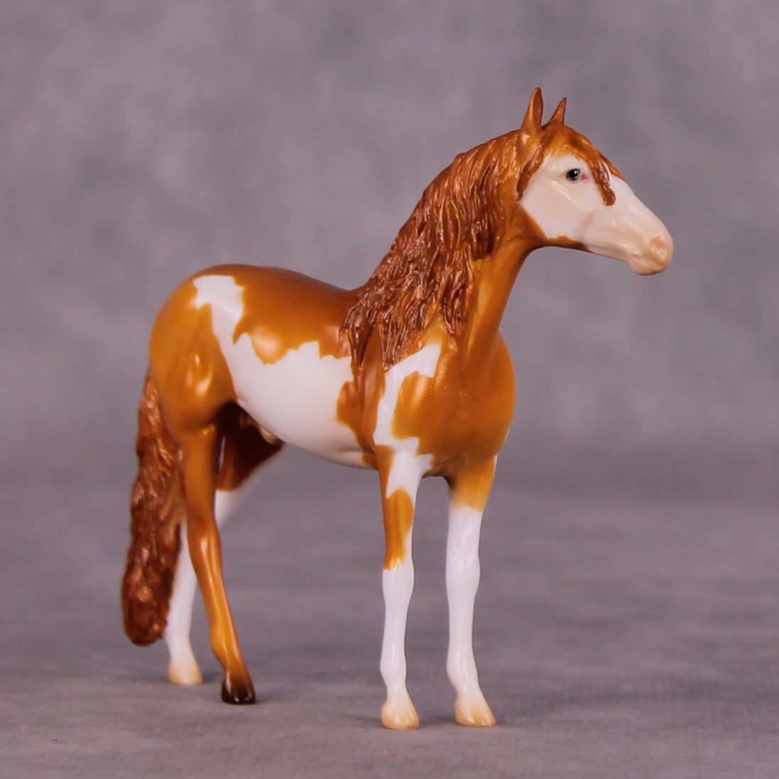 "Bob" LE-5 Andalusian Chip By Erin Corbett $99 Chips Sale June Release
