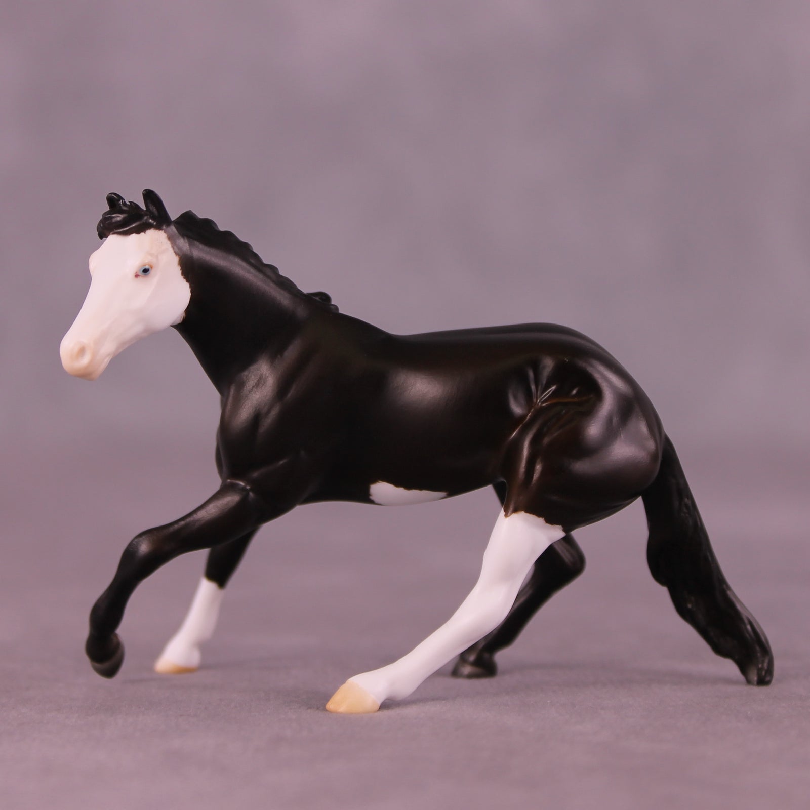 Reba OOAK Chip Cutting Horse by Anna Rieck MM25 Group D