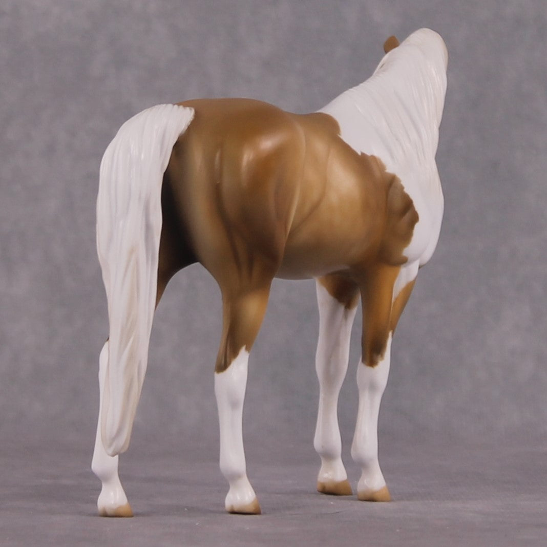 "Paskilja" LE-9 Arabian Pebble By Julie Keim March Flower Series FS25