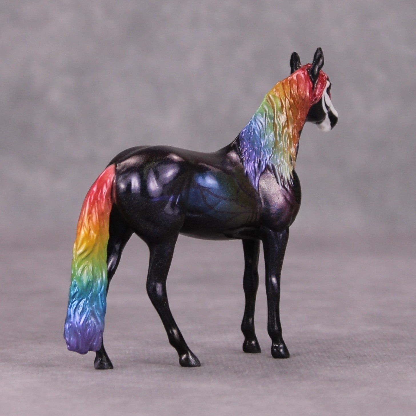 Kiss Birb OOAK Rainbow Bird Skull Deco Andalusian Chip By Pernille Forsberg Futmælkspiraten Bøjsen November 2024