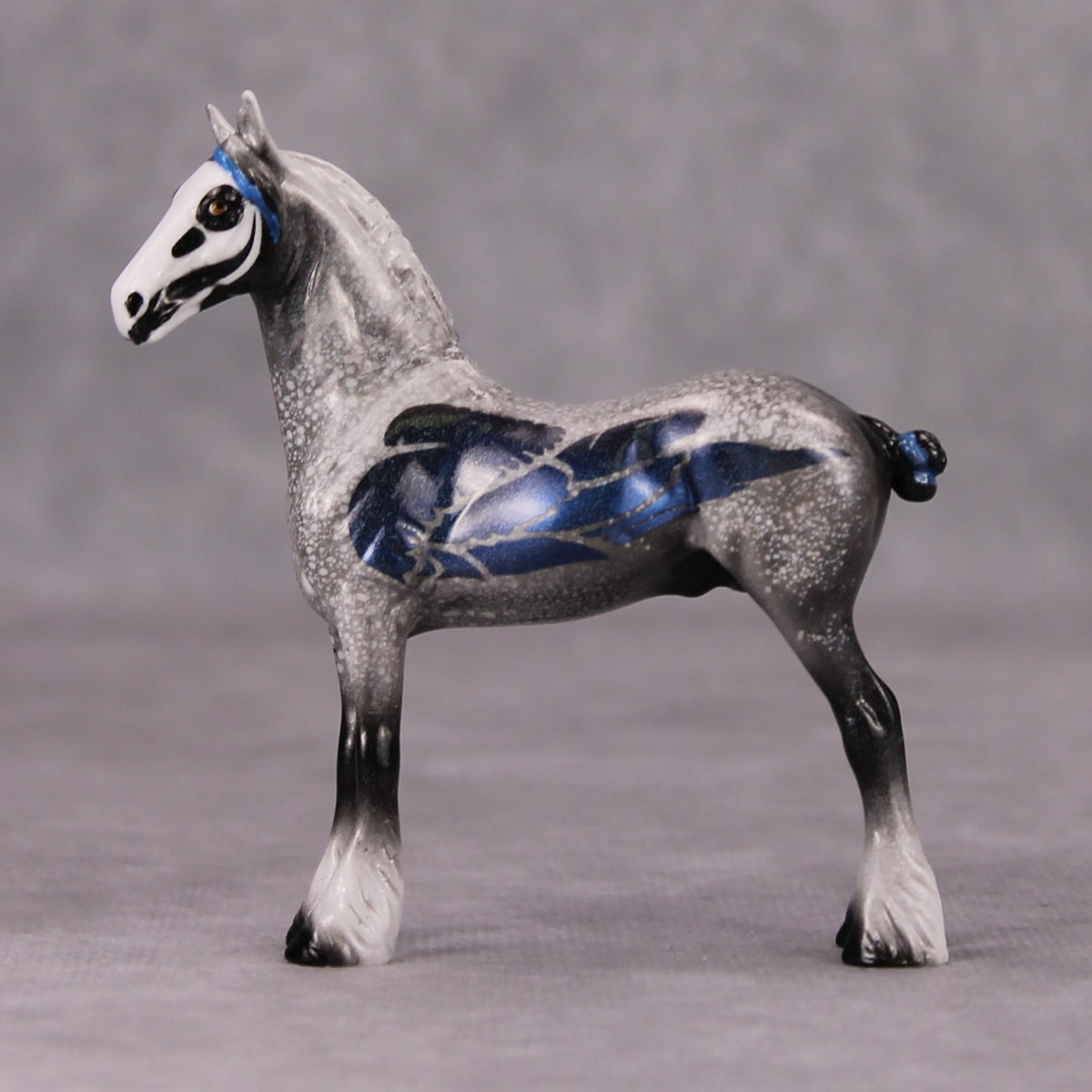 Blueper Crow OOAK Deco Grey Blue Draft Chip By Pernille Forsberg Futmælkspiraten Bøjsen November 2024
