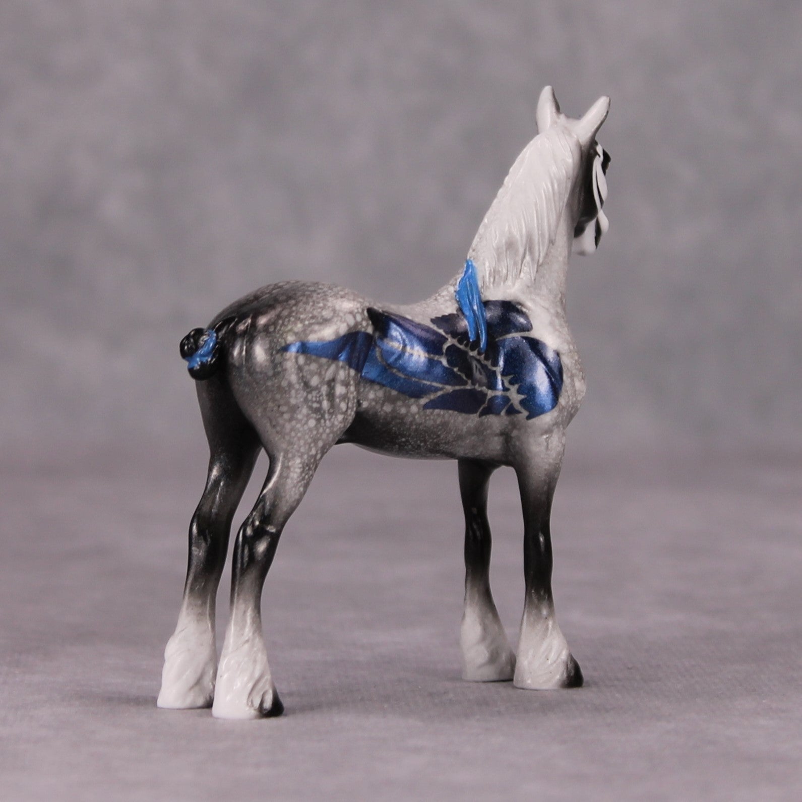 Blueper Crow OOAK Deco Grey Blue Draft Chip By Pernille Forsberg Futmælkspiraten Bøjsen November 2024