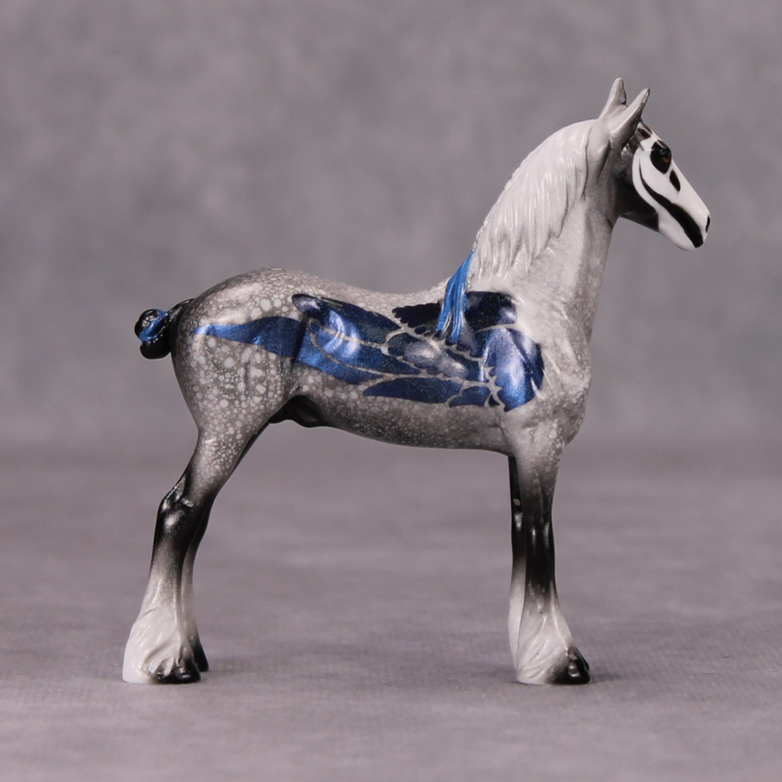 Blueper Crow OOAK Deco Grey Blue Draft Chip By Pernille Forsberg Futmælkspiraten Bøjsen November 2024