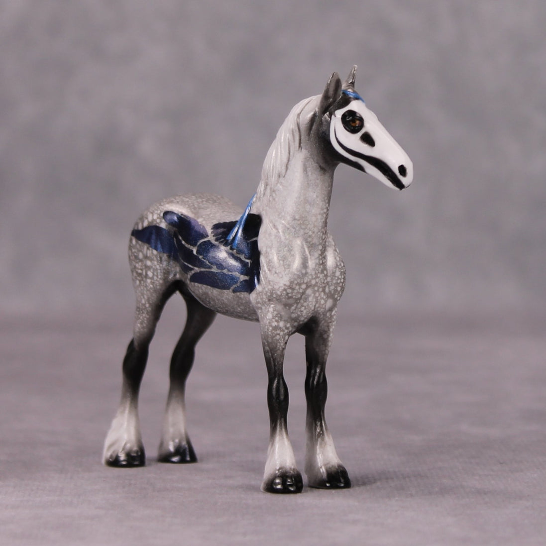 Blueper Crow OOAK Deco Grey Blue Draft Chip By Pernille Forsberg Futmælkspiraten Bøjsen November 2024