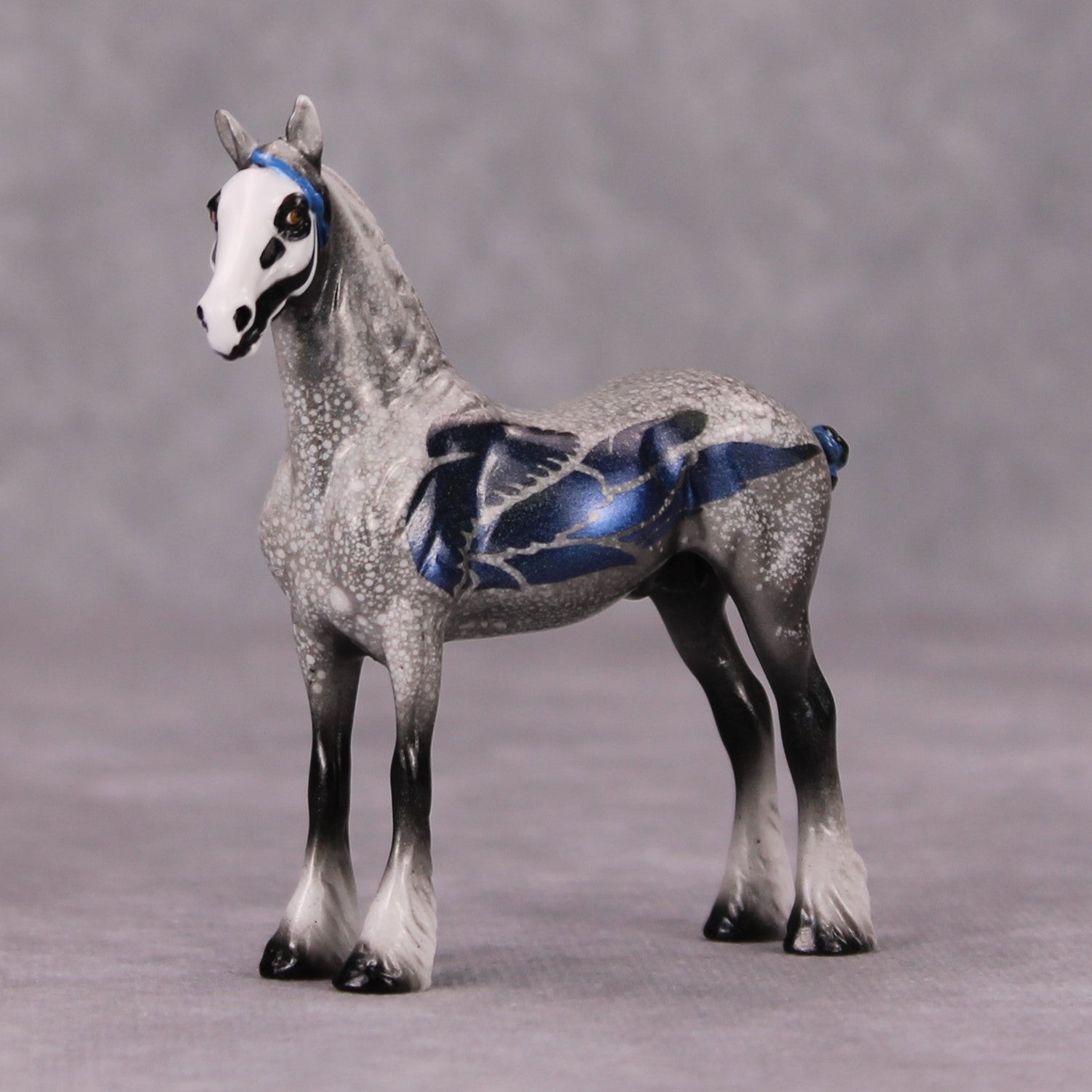 Blueper Crow OOAK Deco Grey Blue Draft Chip By Pernille Forsberg Futmælkspiraten Bøjsen November 2024