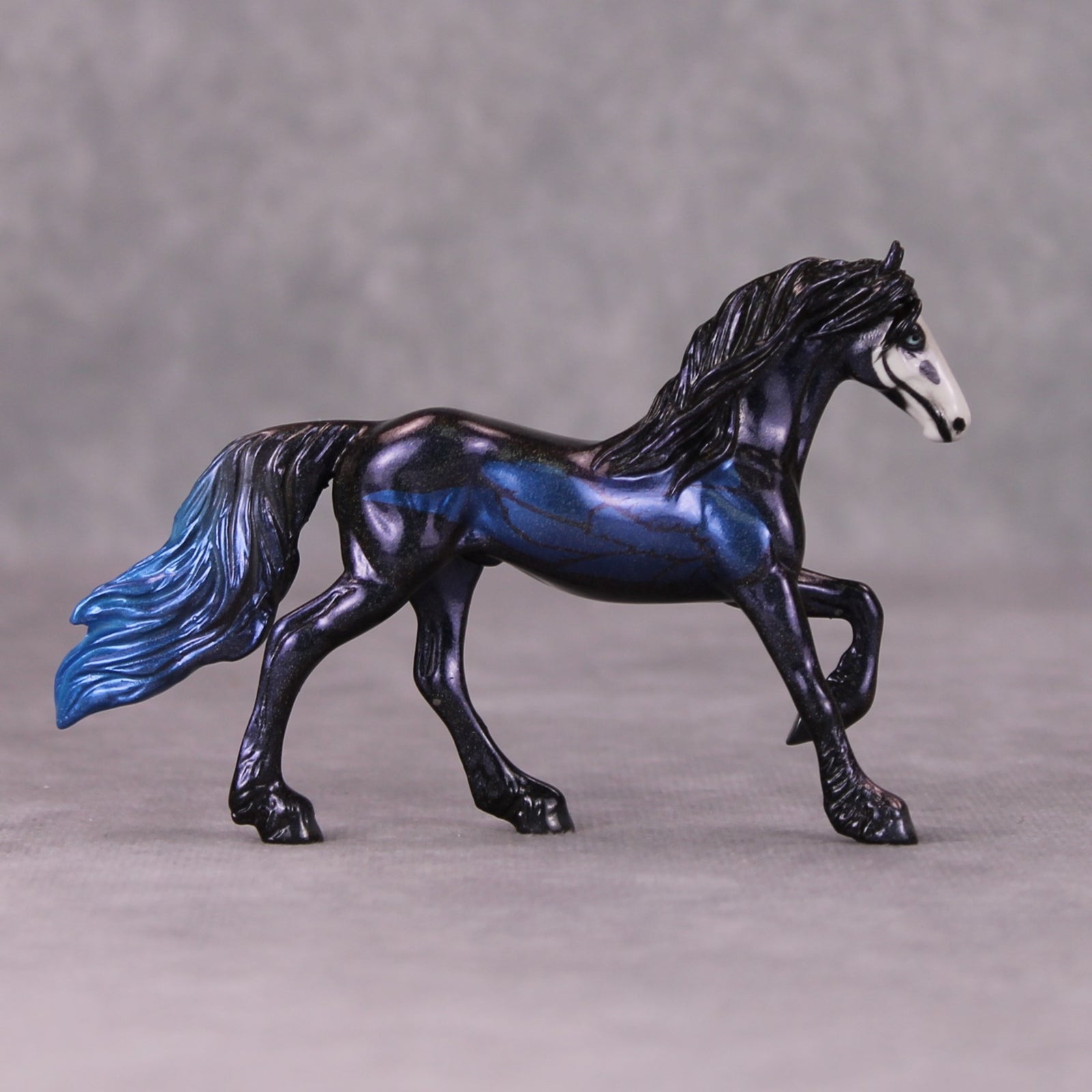 Crowley OOAK Deco Blue Holo Bird Skull Friesian Chip By Pernille Forsberg Bojsen November 2024