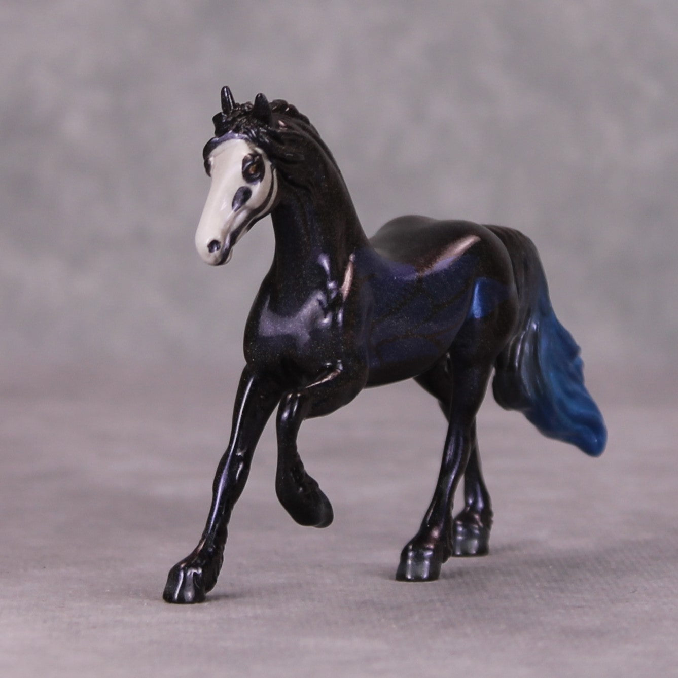 Crowley OOAK Deco Blue Holo Bird Skull Friesian Chip By Pernille Forsberg Bojsen November 2024