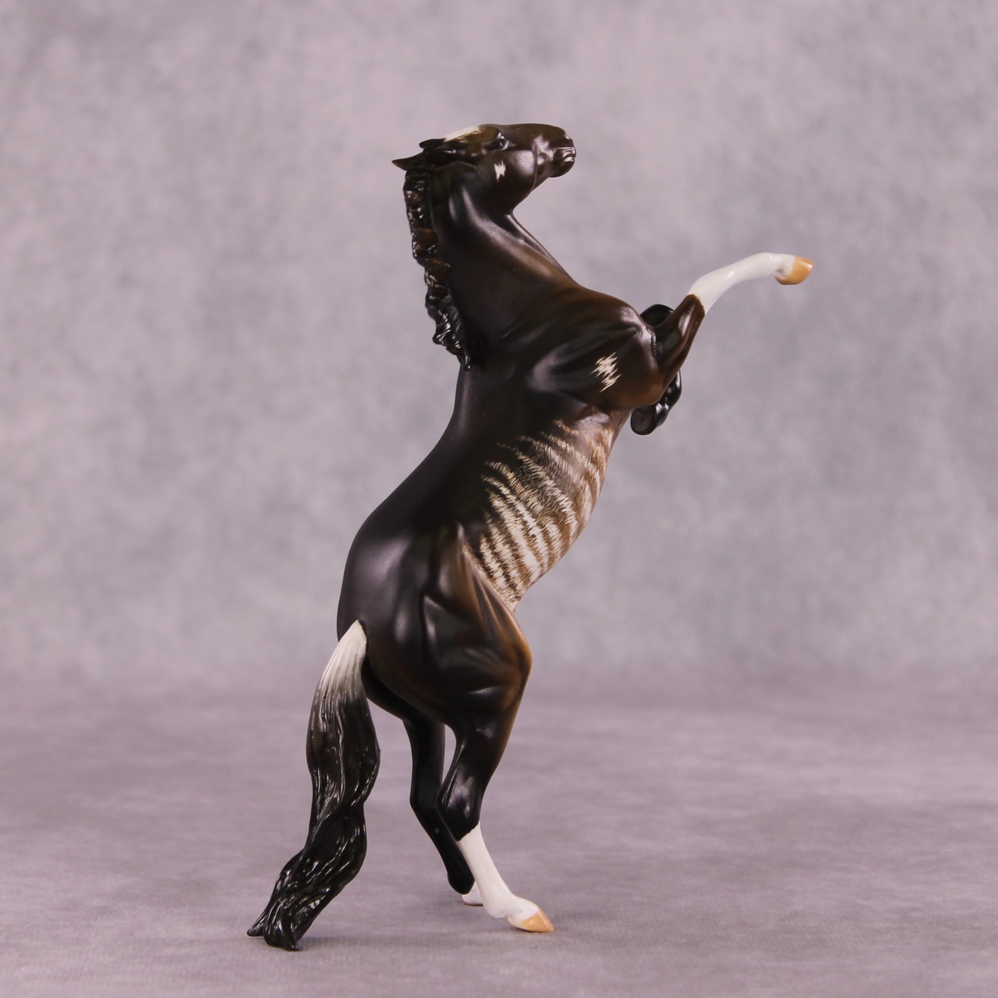 "Zen Garden" OOAK Rearing Pebble by Anna Rieck EQ25