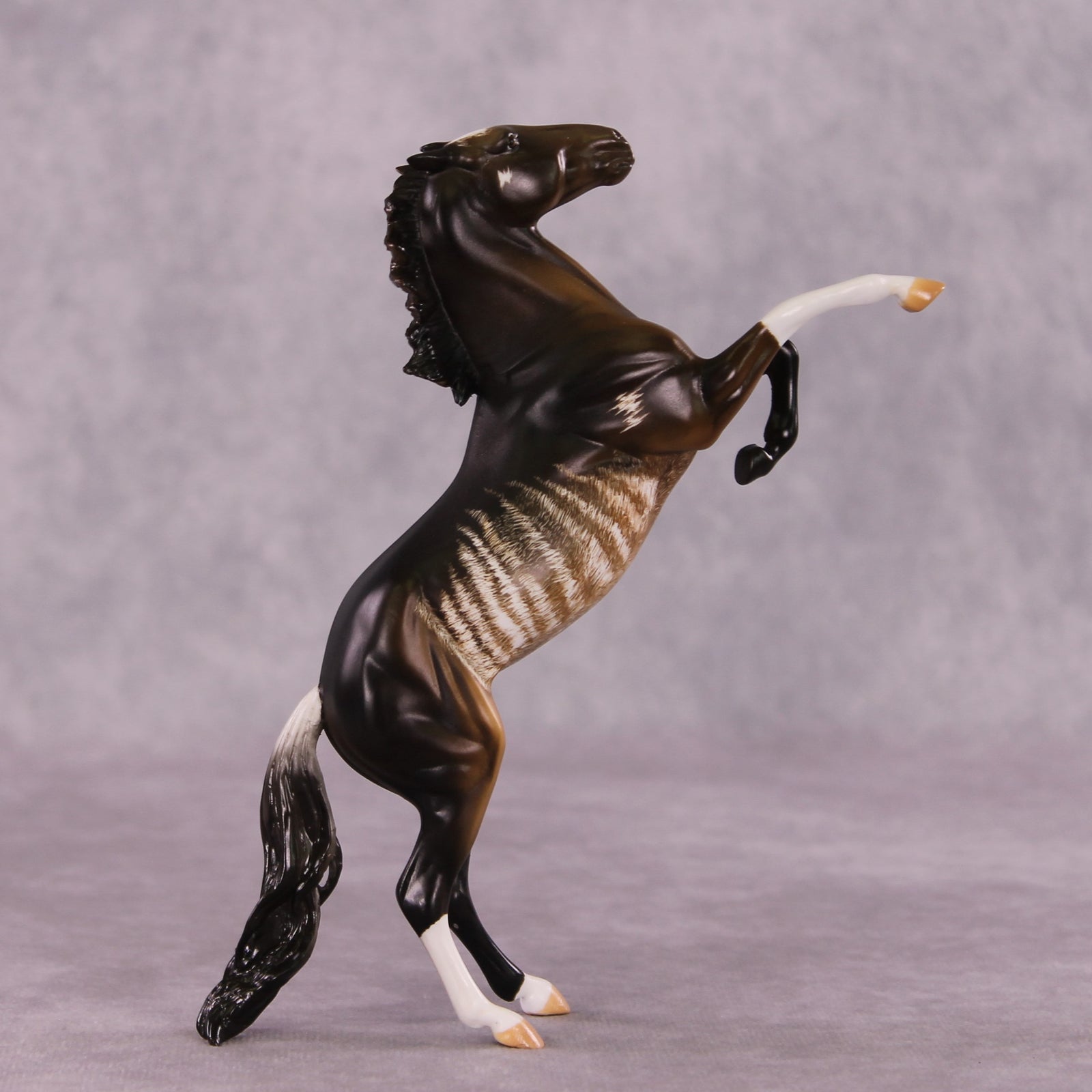 "Zen Garden" OOAK Rearing Pebble by Anna Rieck EQ25