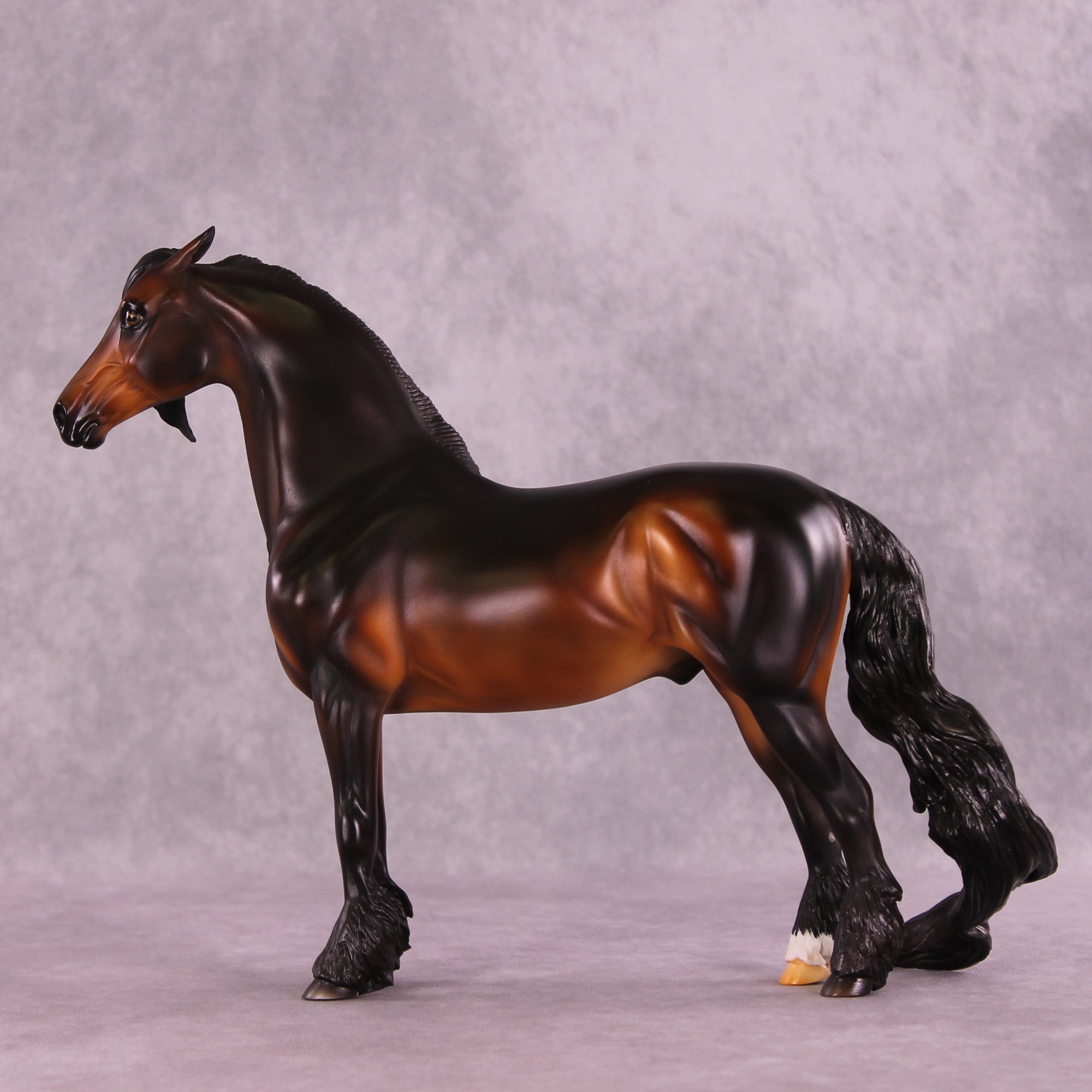 Incognito Mode LE-5 EFCM Morgan by Carissa Mathews MM25