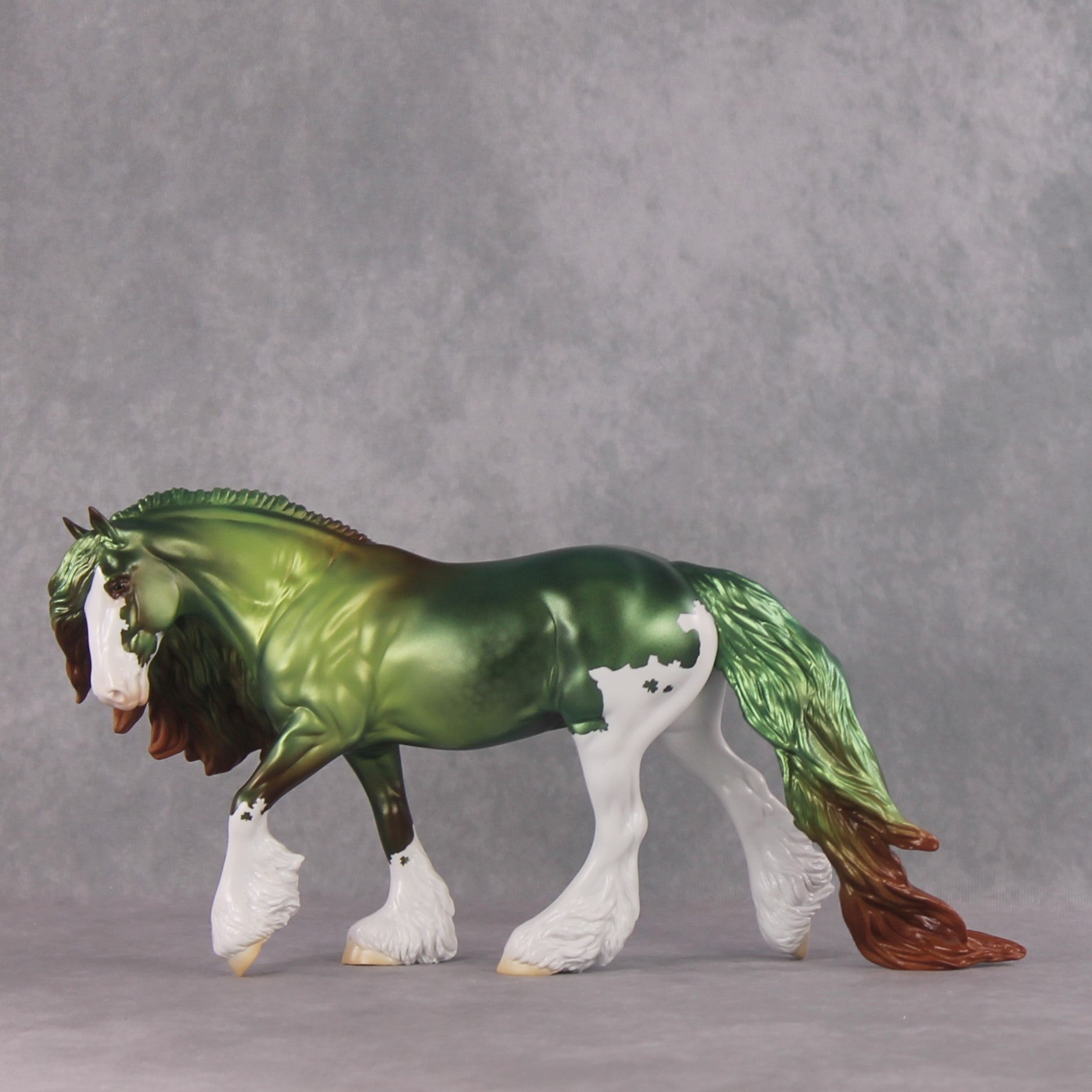 COLOR SELECTION Uaine - St. Patrick's Day - Metallic Green and Coppery Red Dappled Shamrock Deco by Jess Hamill