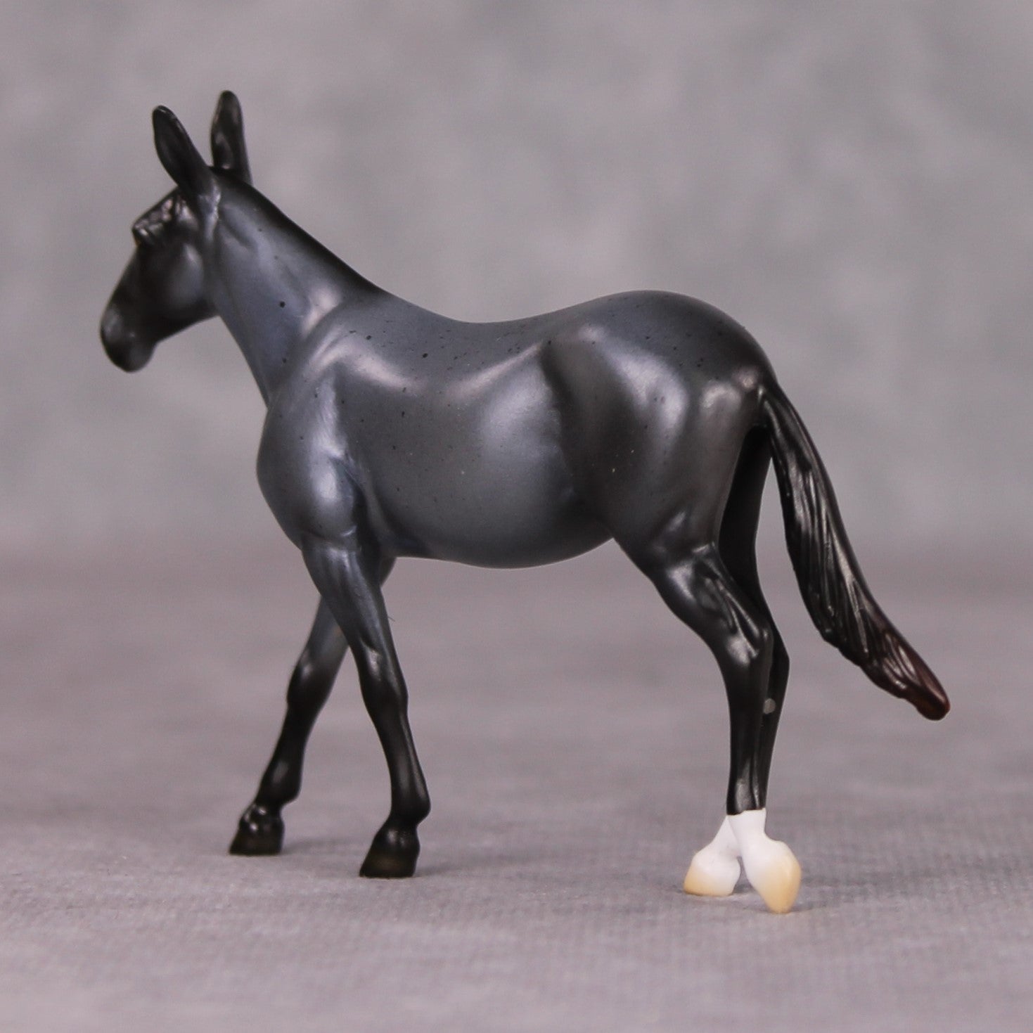 Mrs. Sowerberry - Oliver Twist Chip LE-3 Mule Chip Painted By Ellen Robbins CL24
