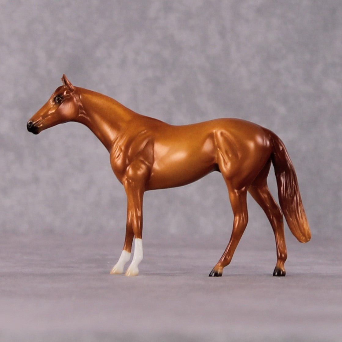 "Cinna" OOAK Thoroughbred Chip By Ellen Robbins CL25 Classic Lit Chips