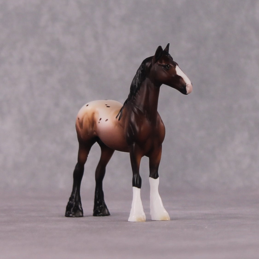 "Cinna The Poet" LE-5 Standing Drafter Chip By Ellen Robbins CL25 Classic Lit Chips