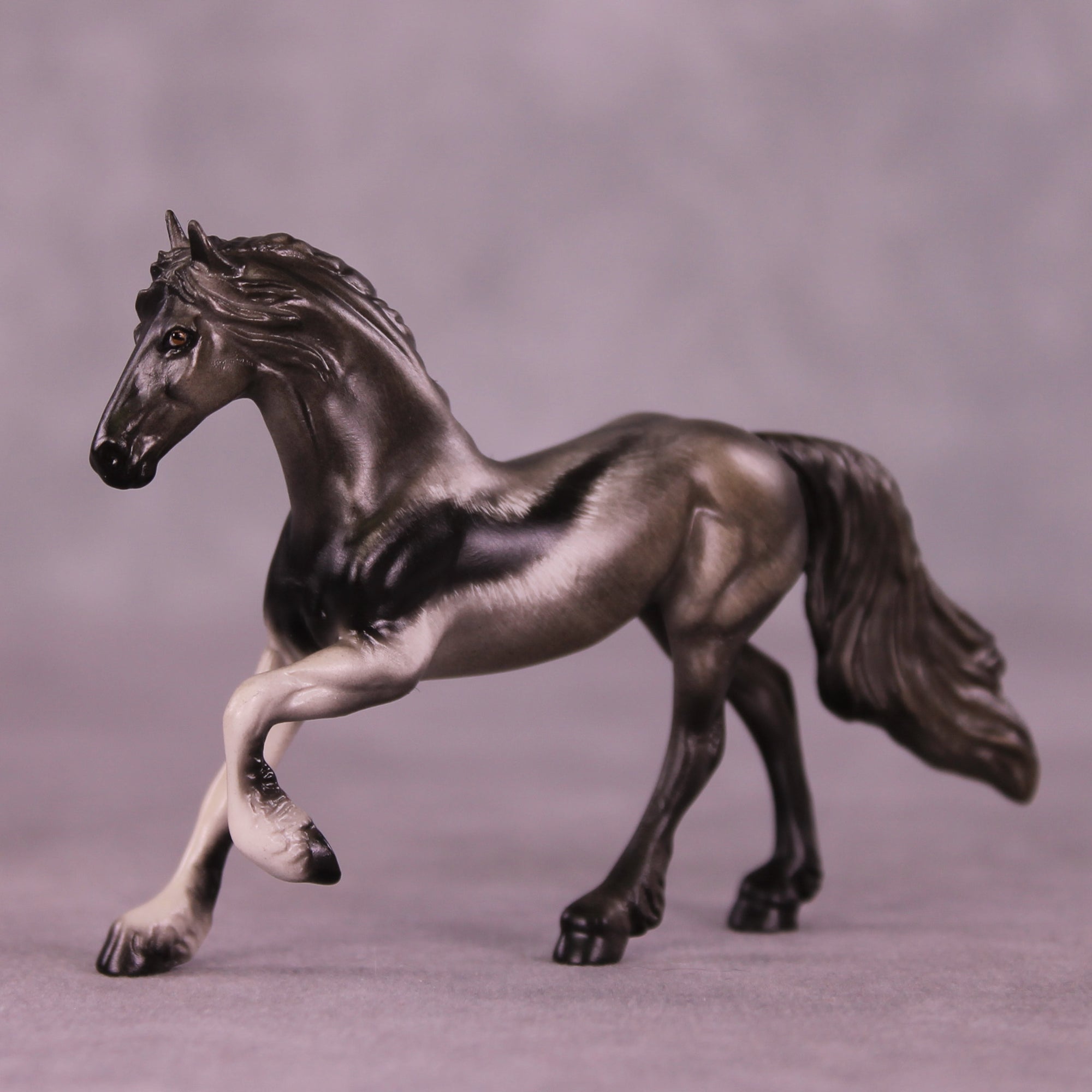 Paramillo LE-3 Chip Friesian by Jess Hamill MS25