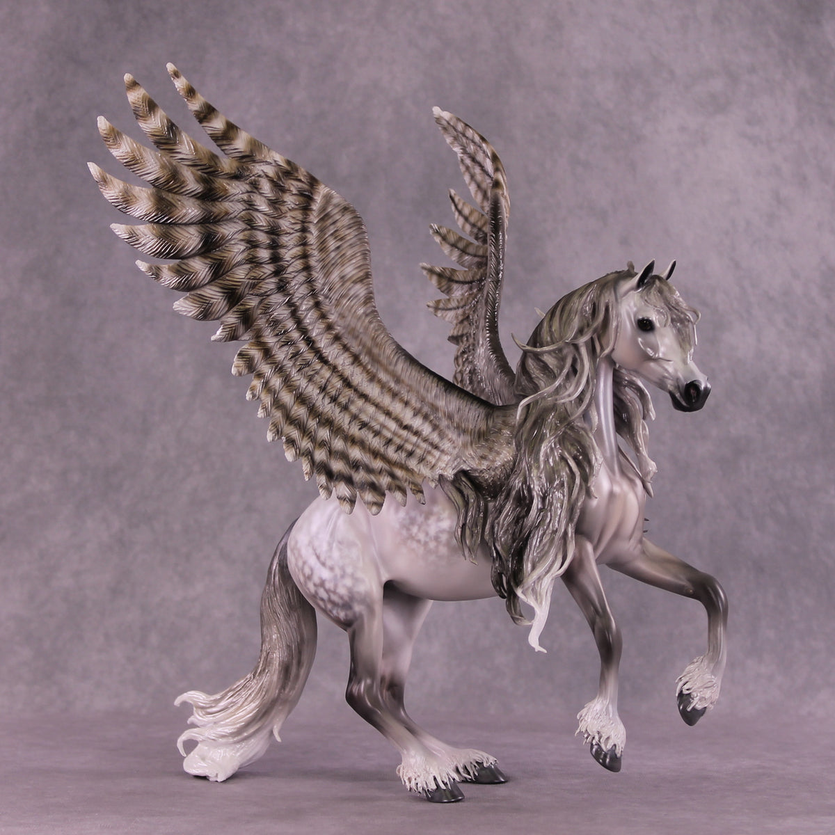 Best Offer Design-A-Horse Platinum Moonlight Madness 2026 MM26