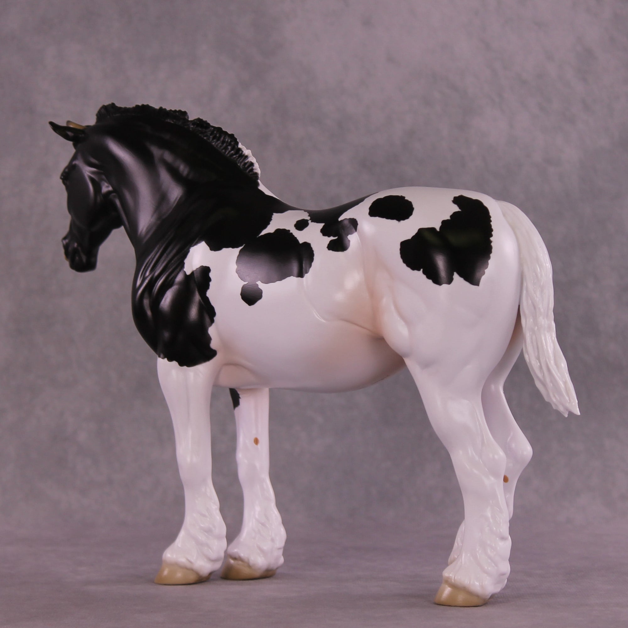 @io LE-10 FCM Bunny by Jess Hamill MM25