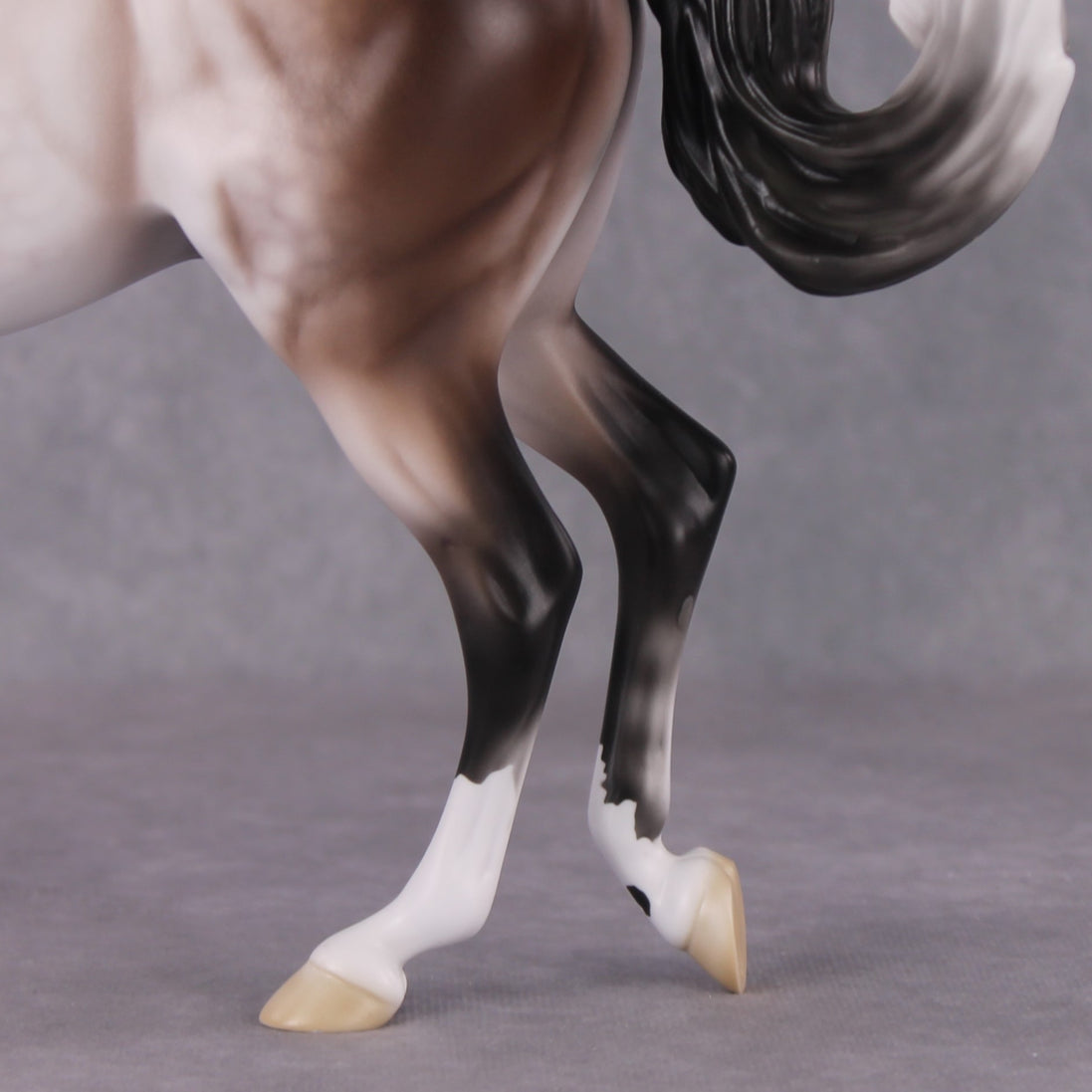 "Brutus" Pre-Order LE-15 FCM Thoroughbred By Ellen Robbins CL25