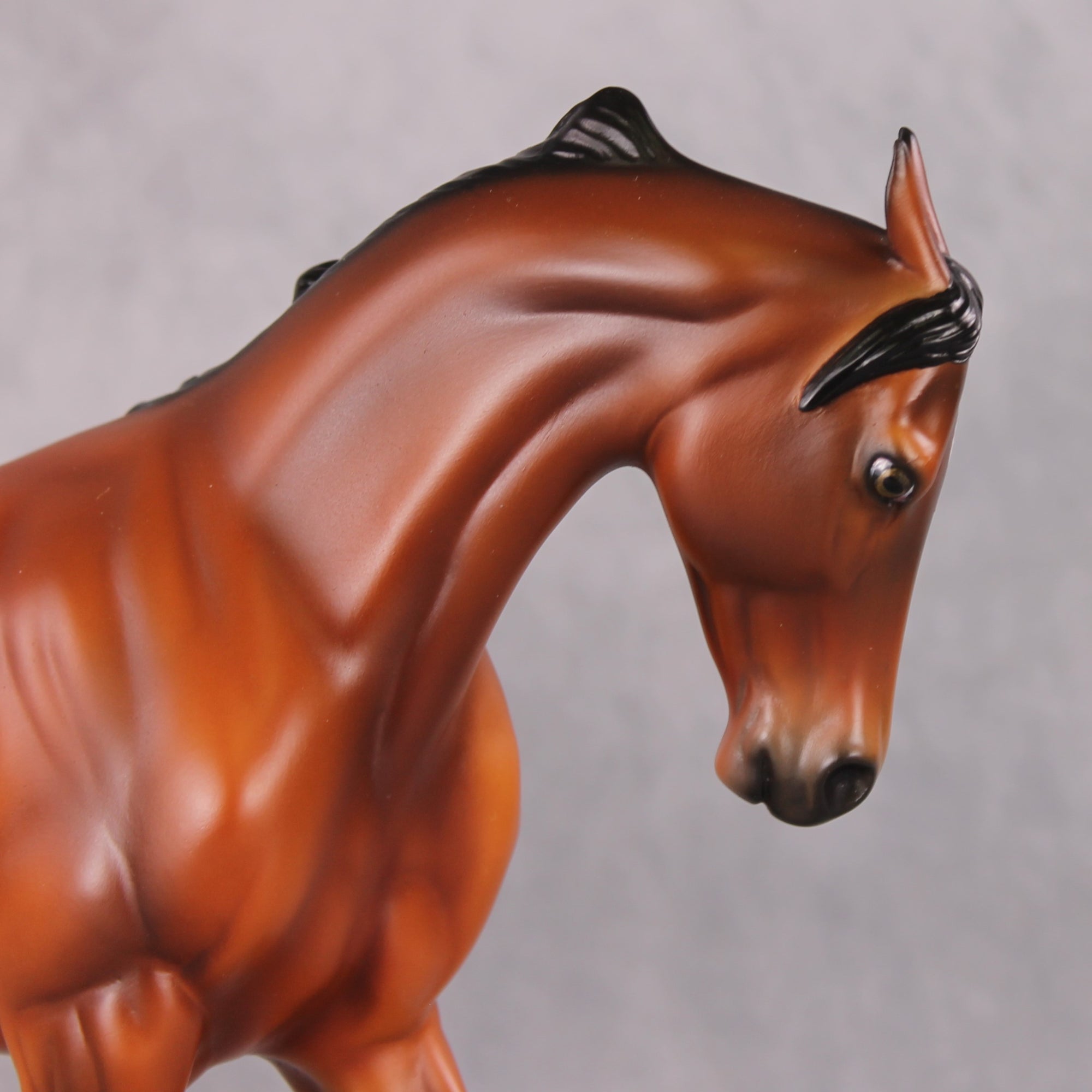 Valley Girl LE-26 Bay Custom Thoroughbred Mare By Ellen Robbins Holiday Sale Run HS24