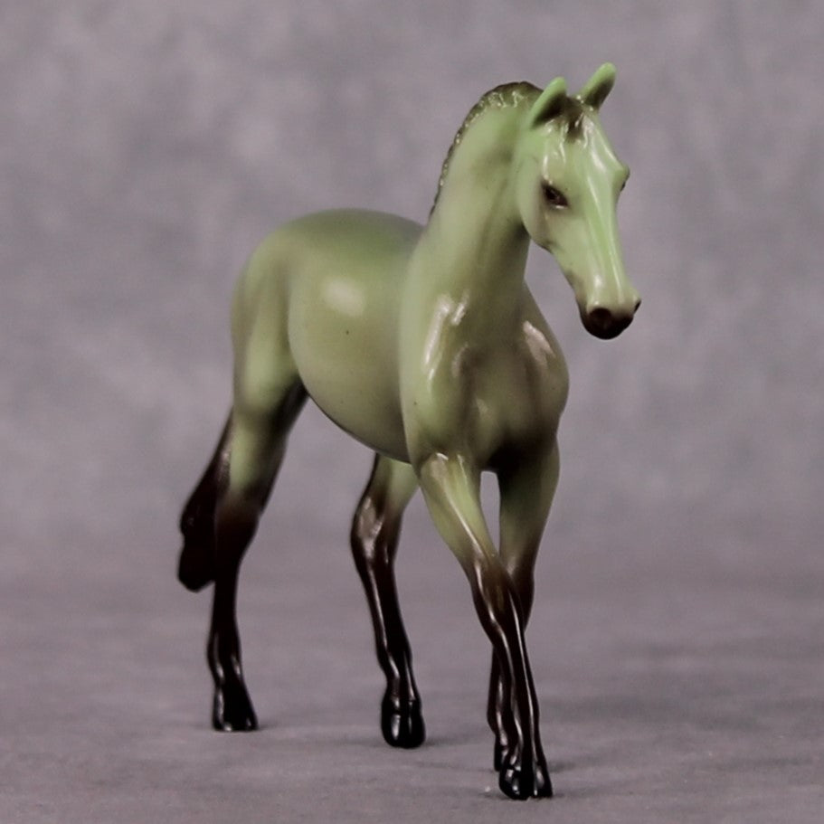 “National Take A Walk in a Park Day” Rock Chips: OOAK Warmblood Chip based on Epidote by Ellen Robbins