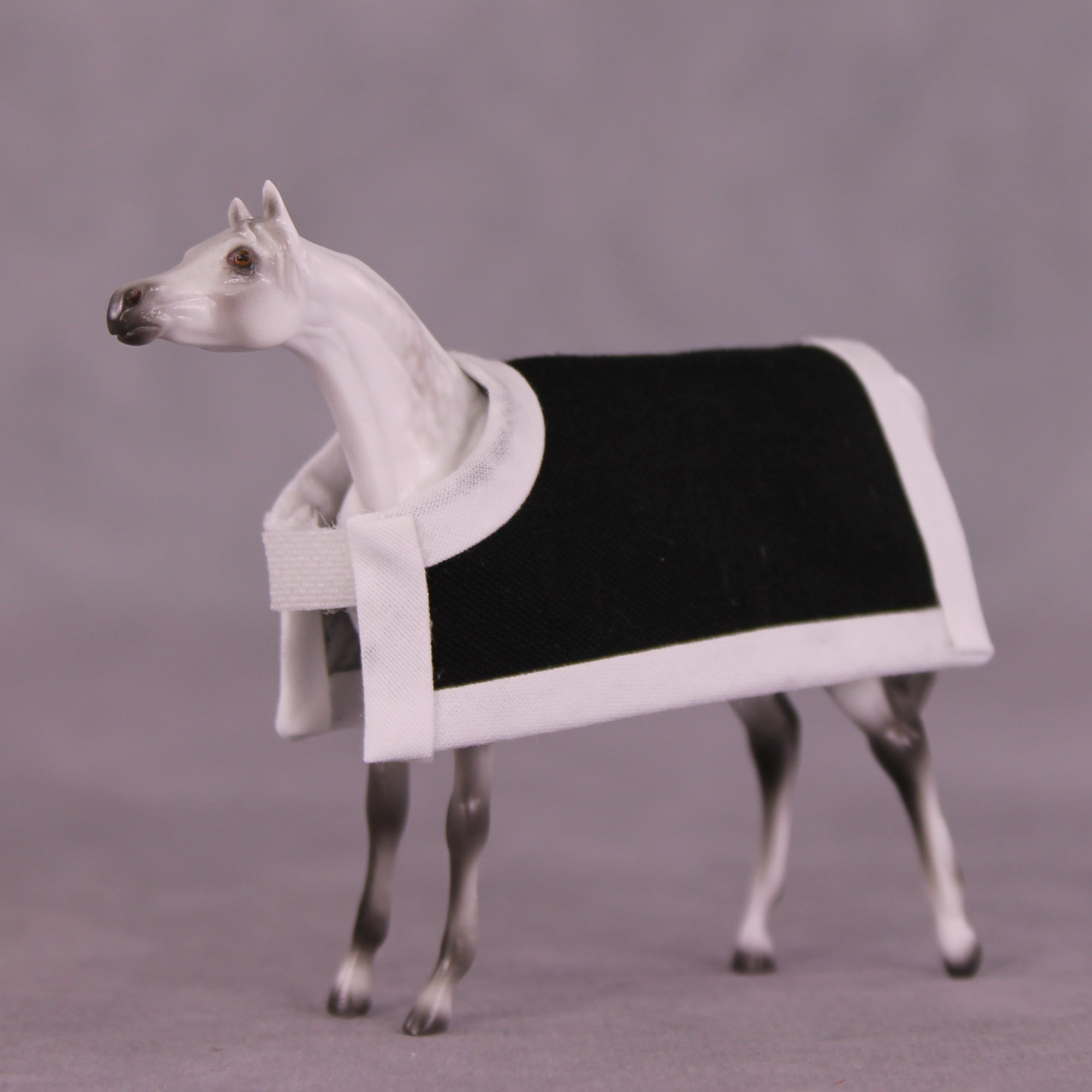 Itty Bitty Arty LE-30 Chip Arabian by Ellen Robbins SCD25