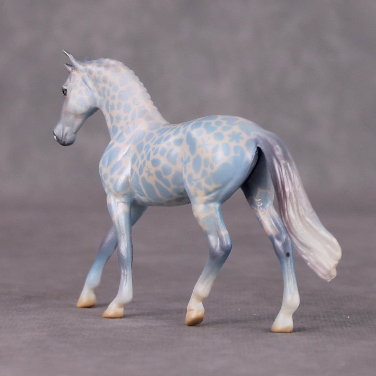 Snowflake Safari OOAK Deco Blue Snowflake &amp; Giraffe Patterned Custom Warmblood Chip By Jess Hamill HS24 MHP Auction