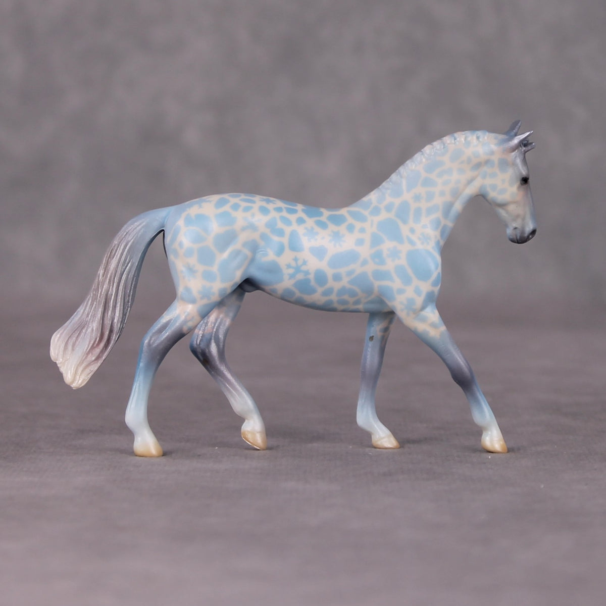 Snowflake Safari OOAK Deco Blue Snowflake & Giraffe Patterned Custom Warmblood Chip By Jess Hamill HS24 MHP Auction