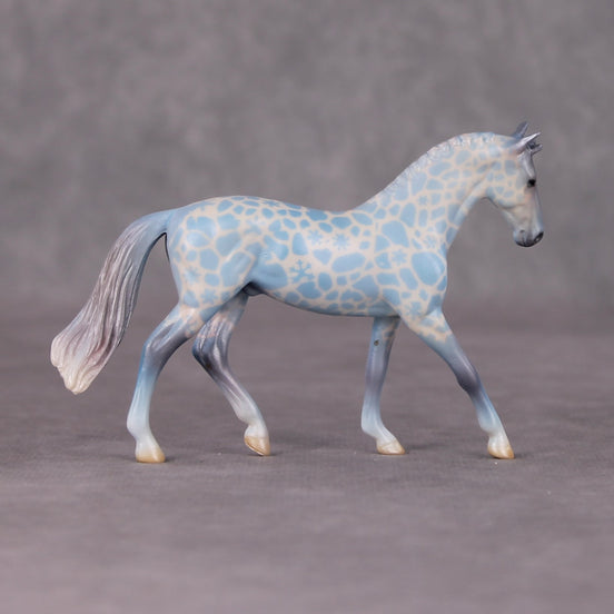 Snowflake Safari OOAK Deco Blue Snowflake & Giraffe Patterned Custom Warmblood Chip By Jess Hamill HS24 MHP Auction