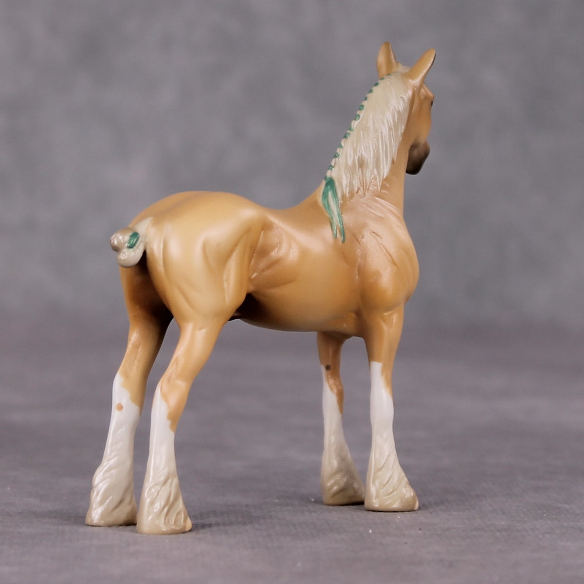 New Horizons OOAK Golden Palomino Draft Chip By Jamie Adamson HS24 MHP Auction