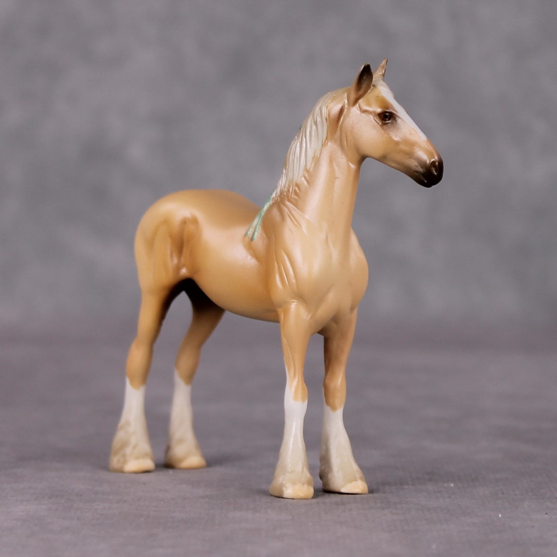 New Horizons OOAK Golden Palomino Draft Chip By Jamie Adamson HS24 MHP Auction