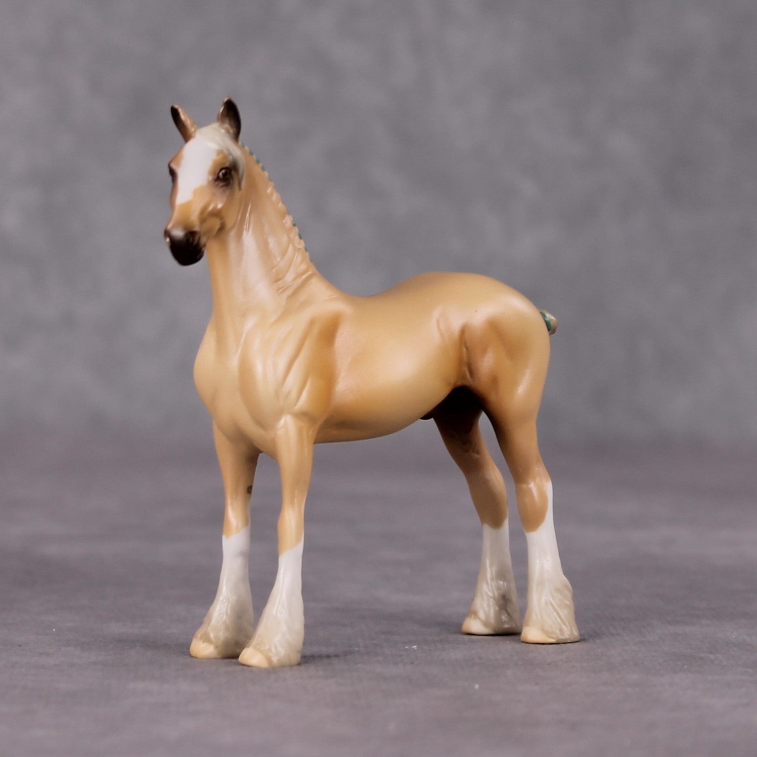 New Horizons OOAK Golden Palomino Draft Chip By Jamie Adamson HS24 MHP Auction