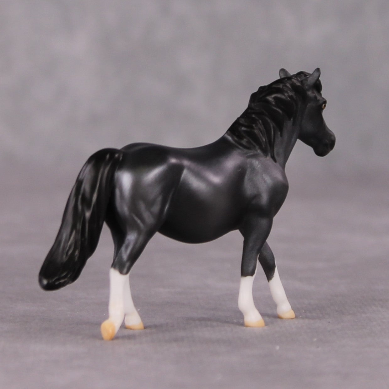 Harriet OOAK Deco Gun Metal Grey Pony Chip By Jamie Adamson HS24