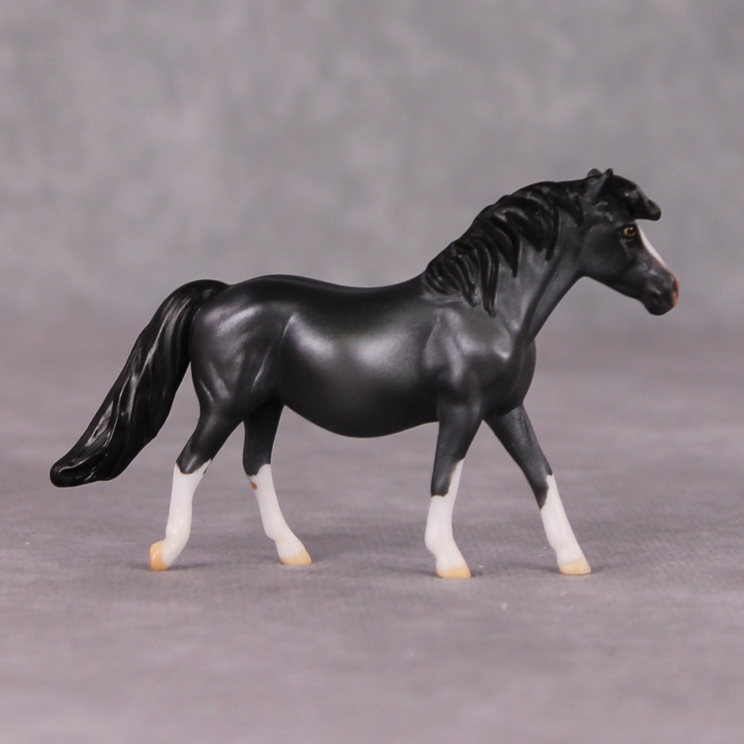 Harriet OOAK Deco Gun Metal Grey Pony Chip By Jamie Adamson HS24