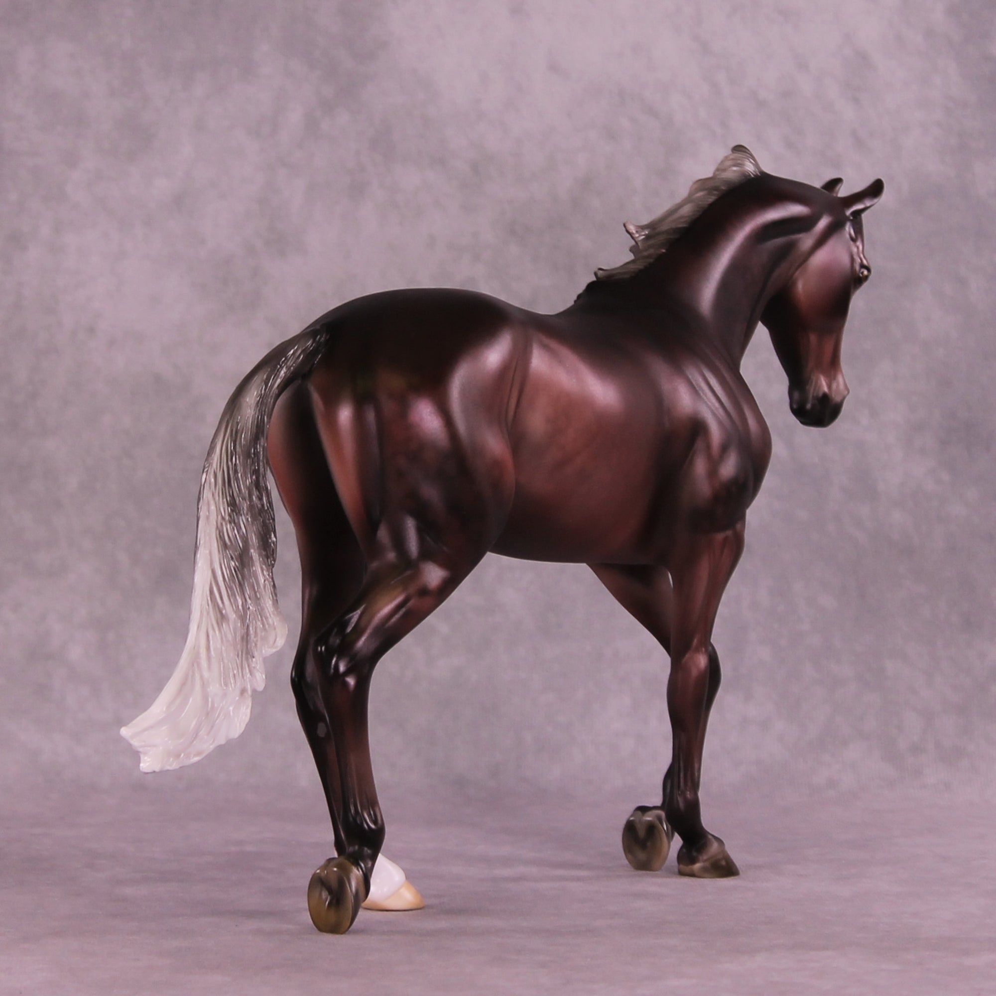 Thorne OOAK Thoroughbred by Julie Keim DDOOAKs25