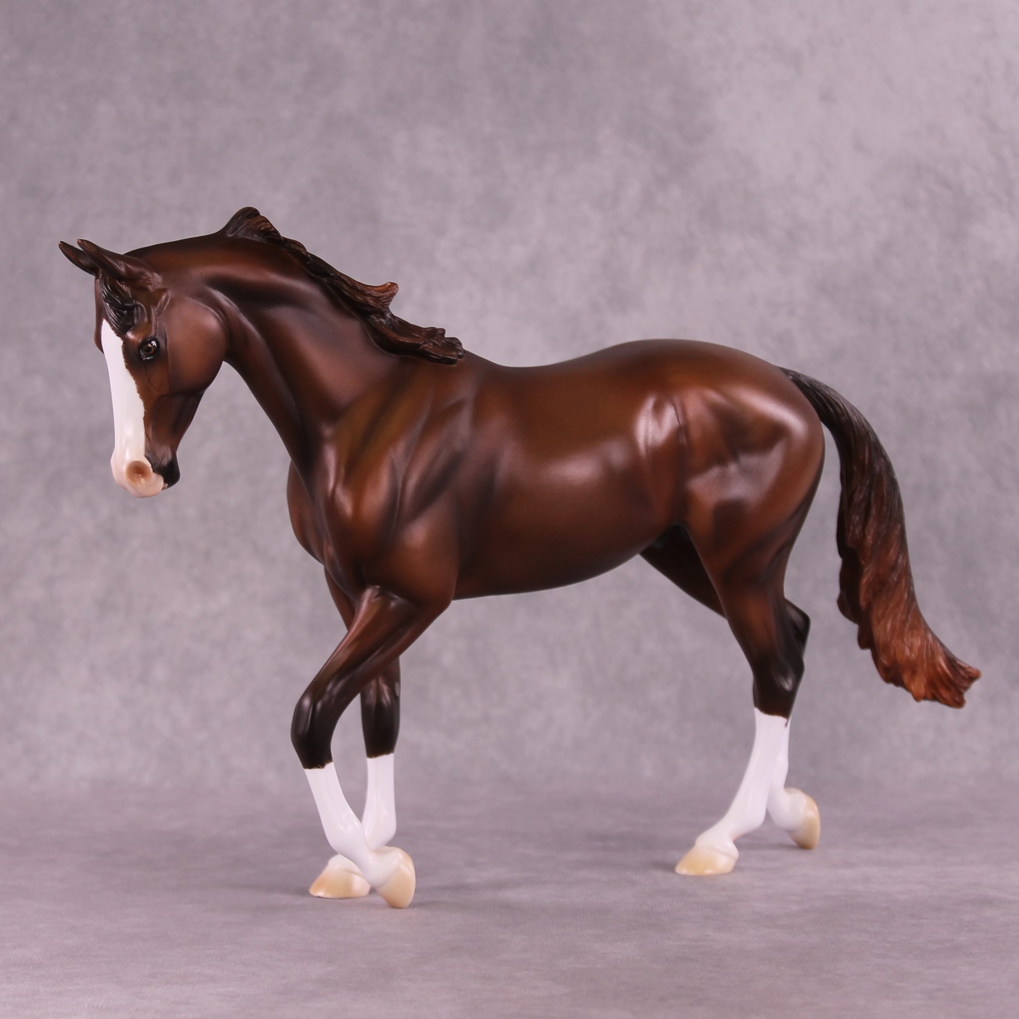 Showman OOAK Thoroughbred by Ashley Palmer EQ25