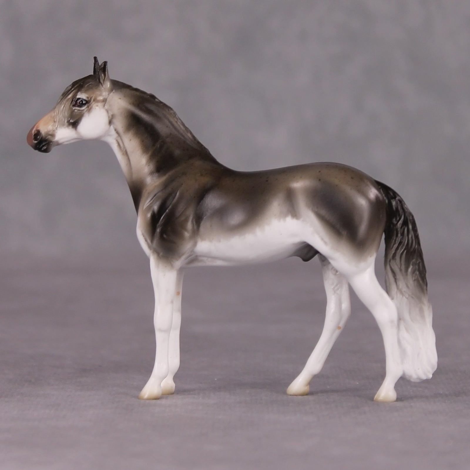 Sol-Leks LE-3 Grey Andalusian Chip By Jess Hamill Call of the Wild CL24 - Alaskan Husky