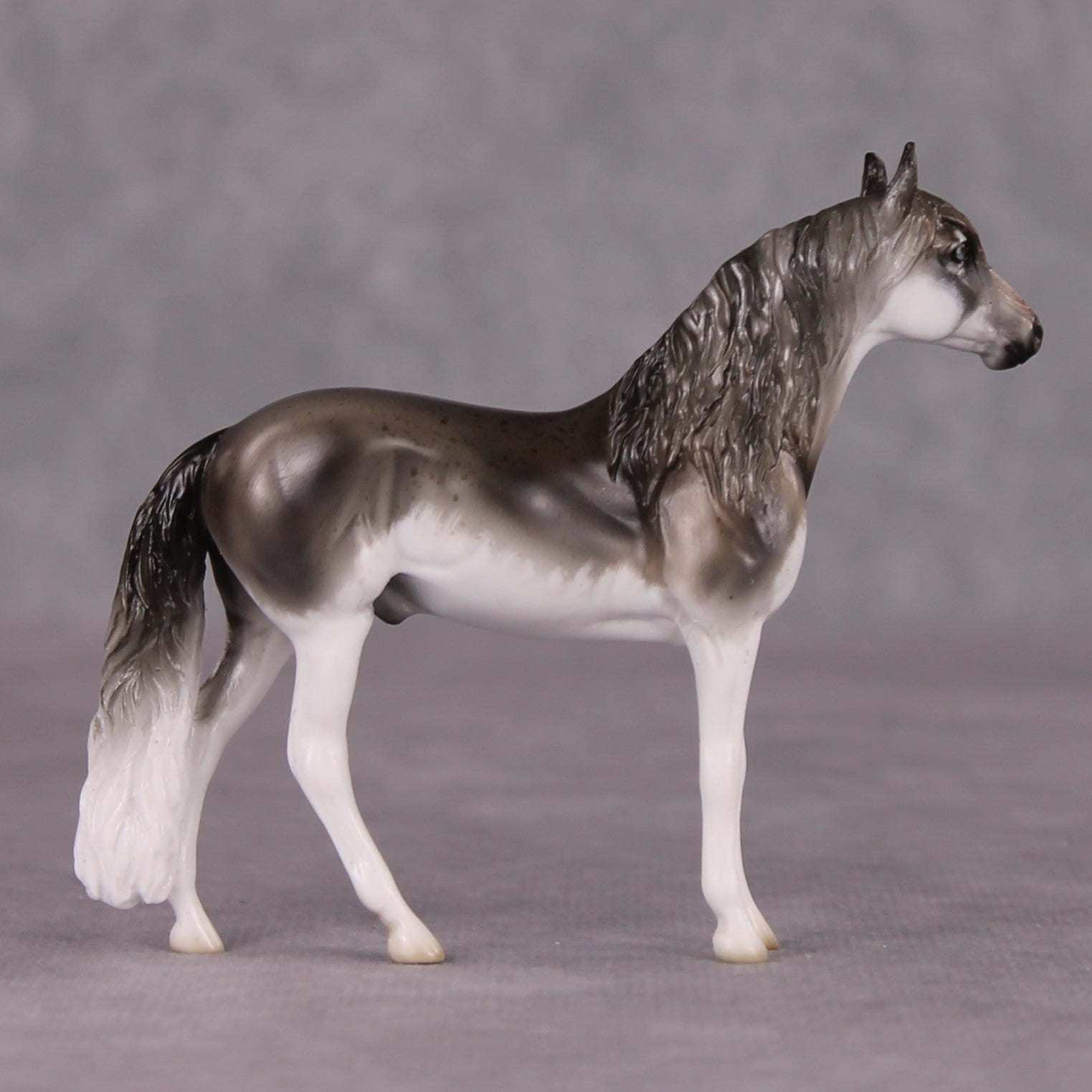 Sol-Leks LE-3 Grey Andalusian Chip By Jess Hamill Call of the Wild CL24 - Alaskan Husky