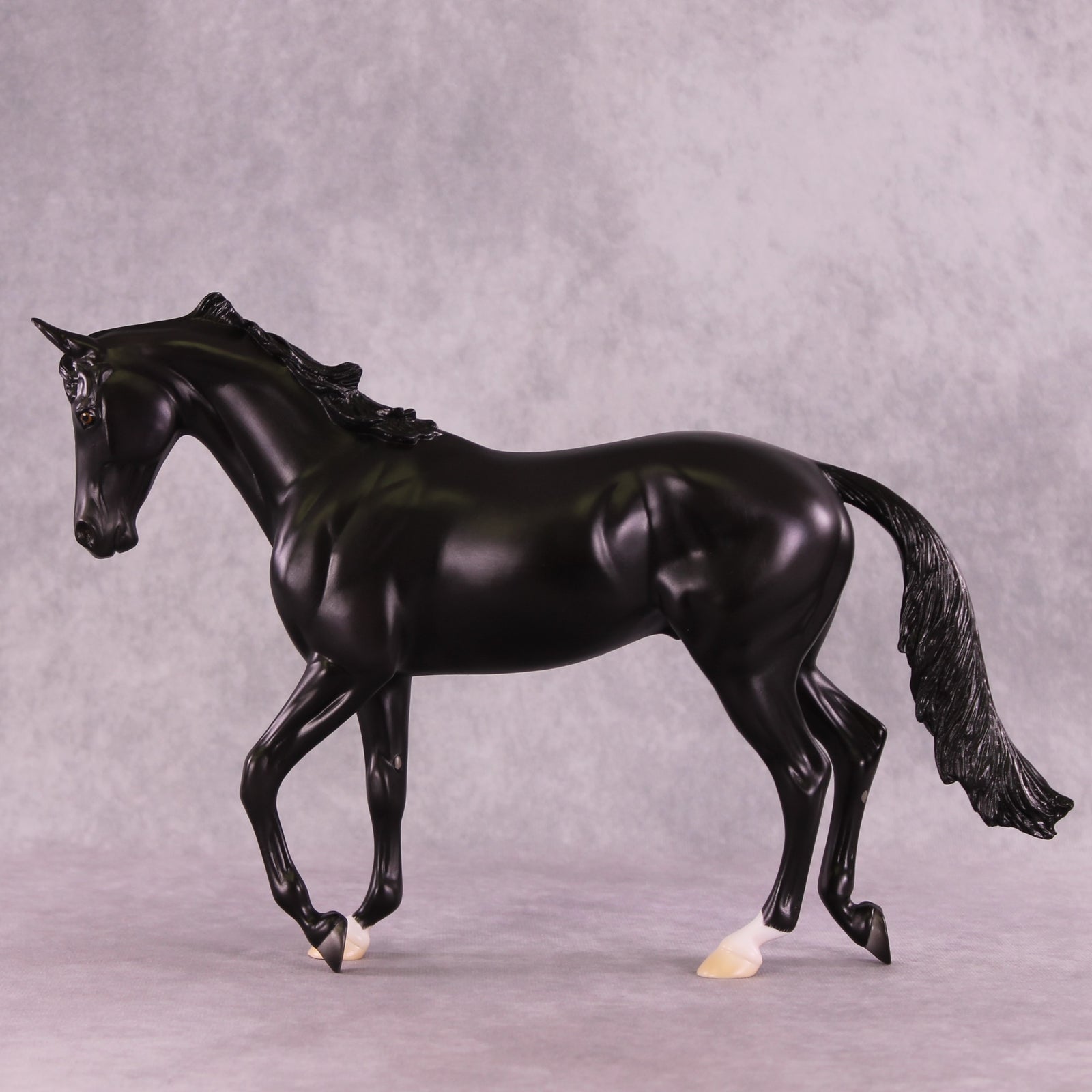 Pogo OOAK Thoroughbred by Ashley Palmer EQ25