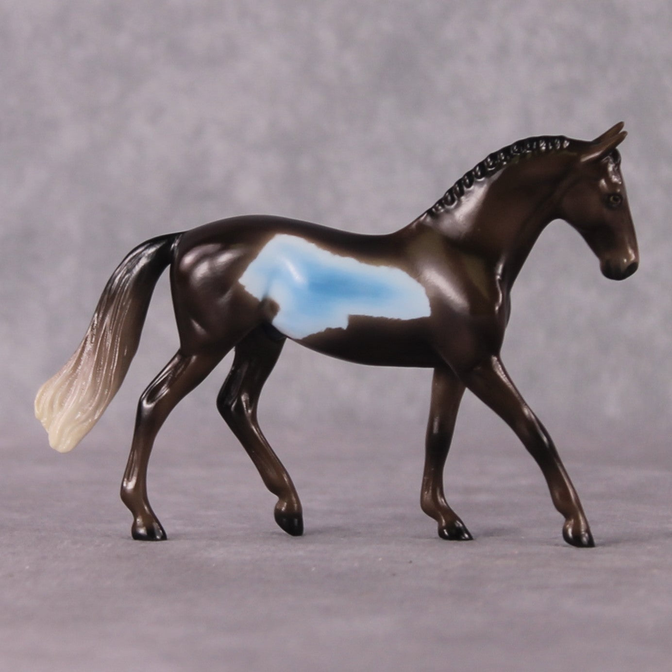 “National Take A Walk in a Park Day” Rock Chips: OOAK Warmblood Chip based on Thunderegg I by Ellen Robbins