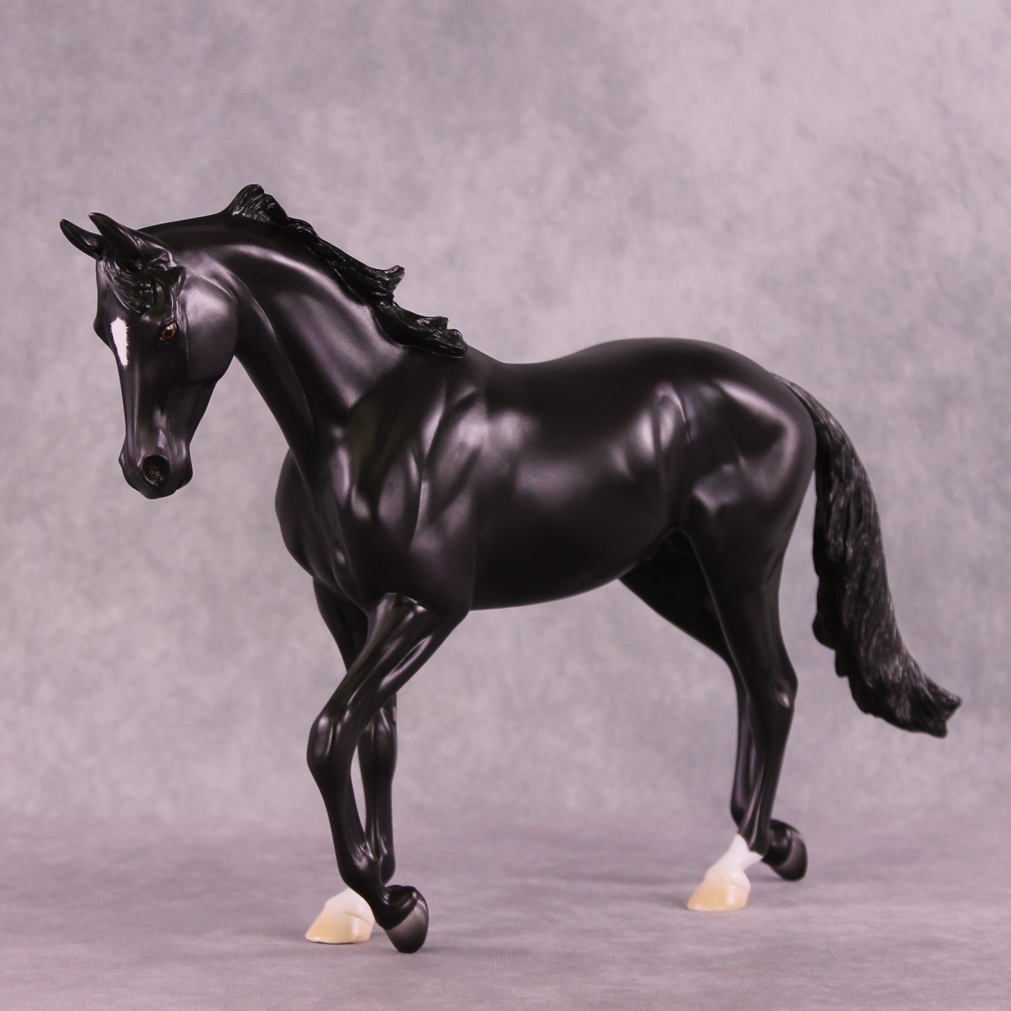 Pogo OOAK Thoroughbred by Ashley Palmer EQ25