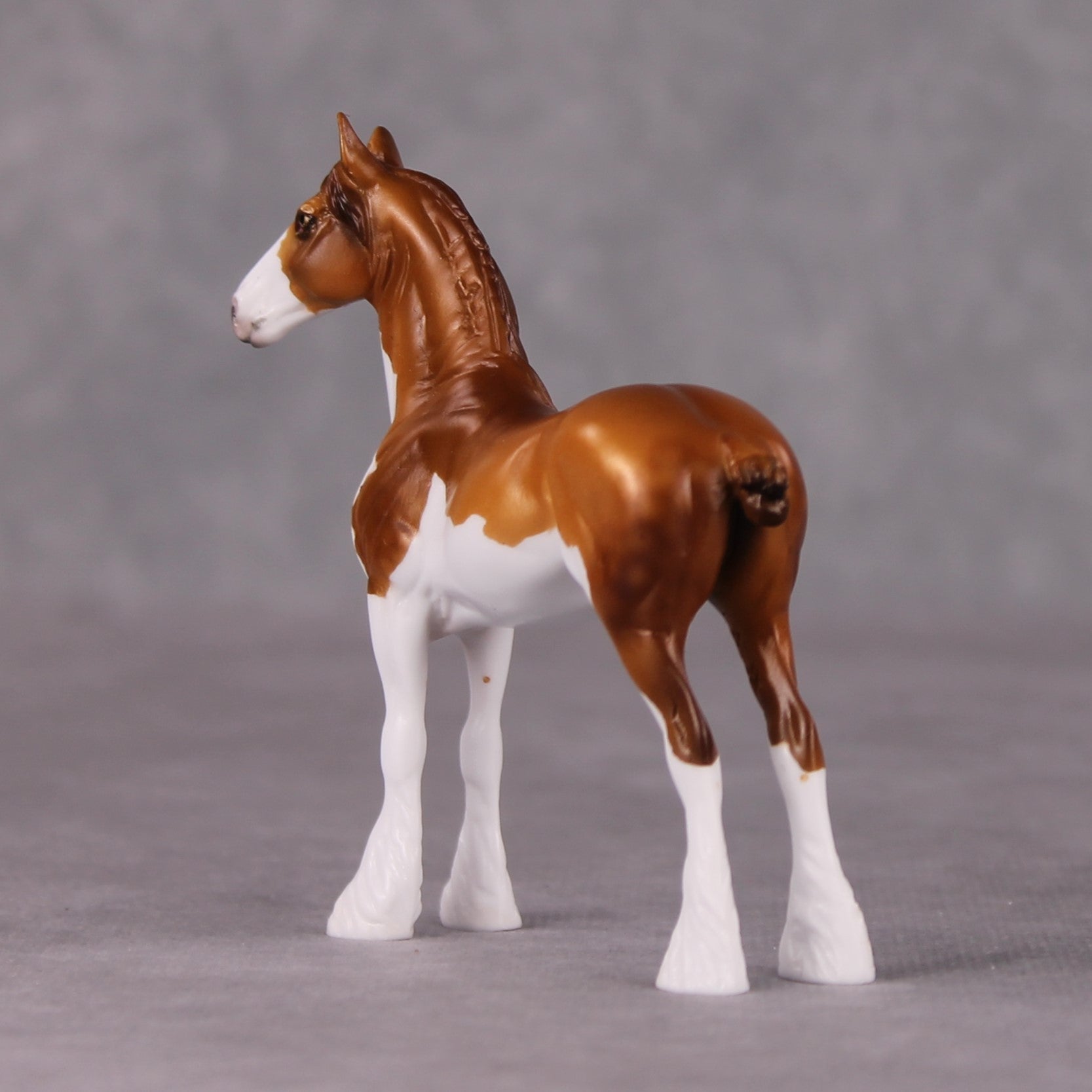 Mini Buck LE-3 Dappled Chestnut Splash Overo Draft Chip By Ellen Robbins Call of the Wild CL24 - St Bernard/Scotch Shepherd