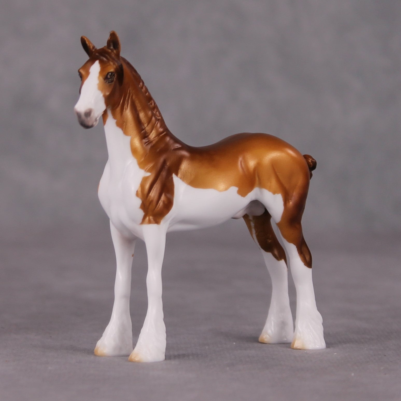 Mini Buck LE-3 Dappled Chestnut Splash Overo Draft Chip By Ellen Robbins Call of the Wild CL24 - St Bernard/Scotch Shepherd