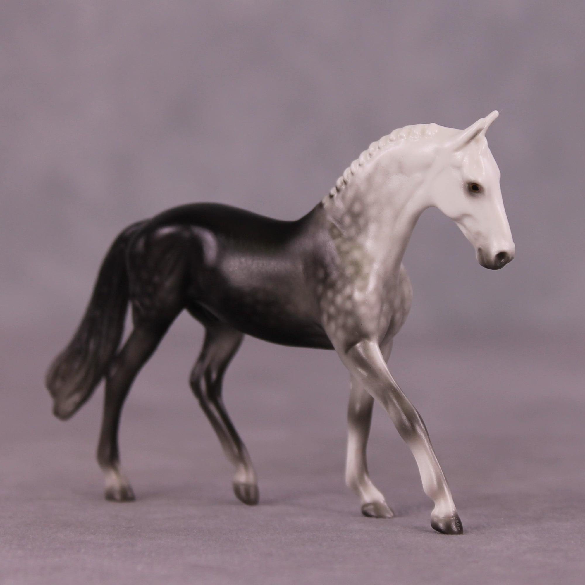 Stone Horses Midsummer Celebration Surprise Chips: The Warmblood Chips Grab Bag by Ellen Robbins SCD25