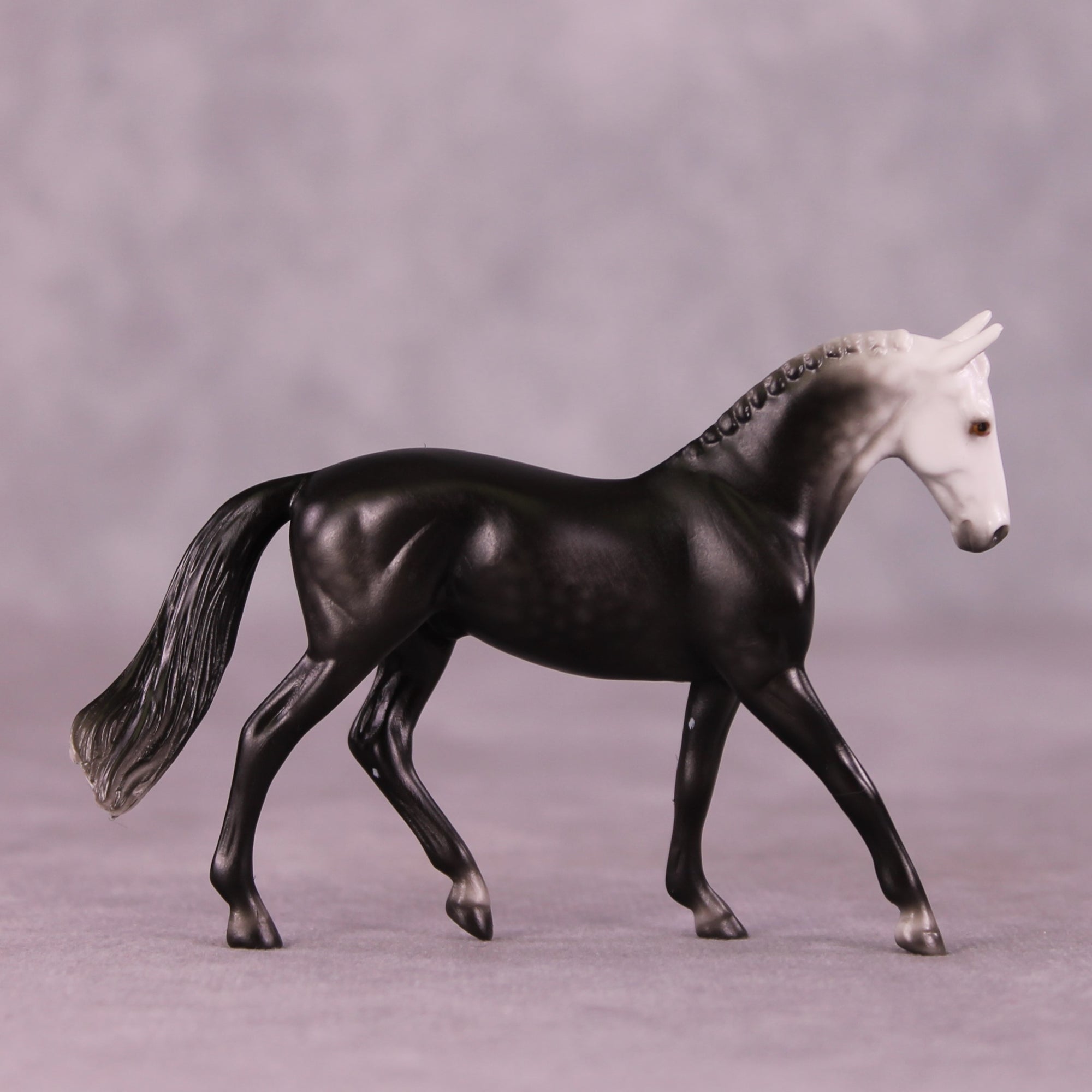 Stone Horses Midsummer Celebration Surprise Chips: The Warmblood Chips Grab Bag by Ellen Robbins SCD25