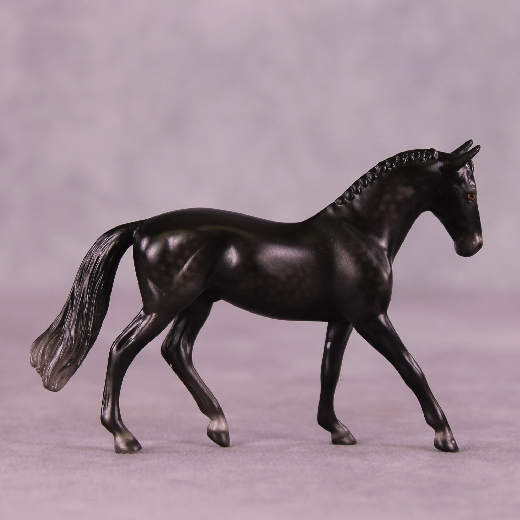 Stone Horses Midsummer Celebration Surprise Chips: The Warmblood Chips Grab Bag by Ellen Robbins SCD25