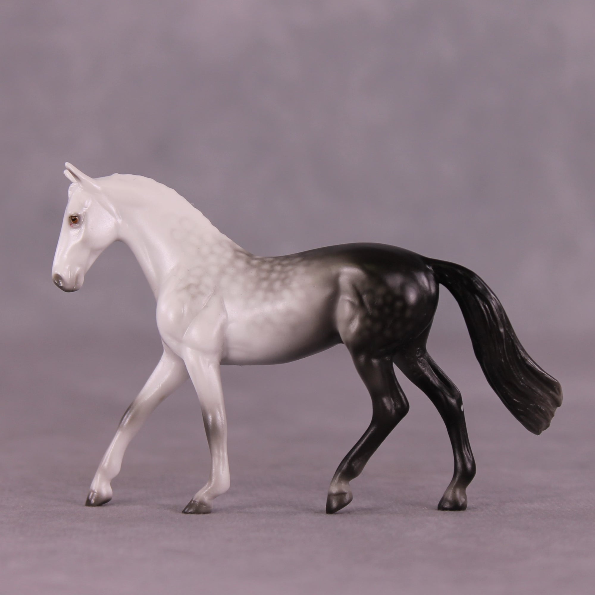 Stone Horses Midsummer Celebration Surprise Chips: The Warmblood Chips Grab Bag by Ellen Robbins SCD25