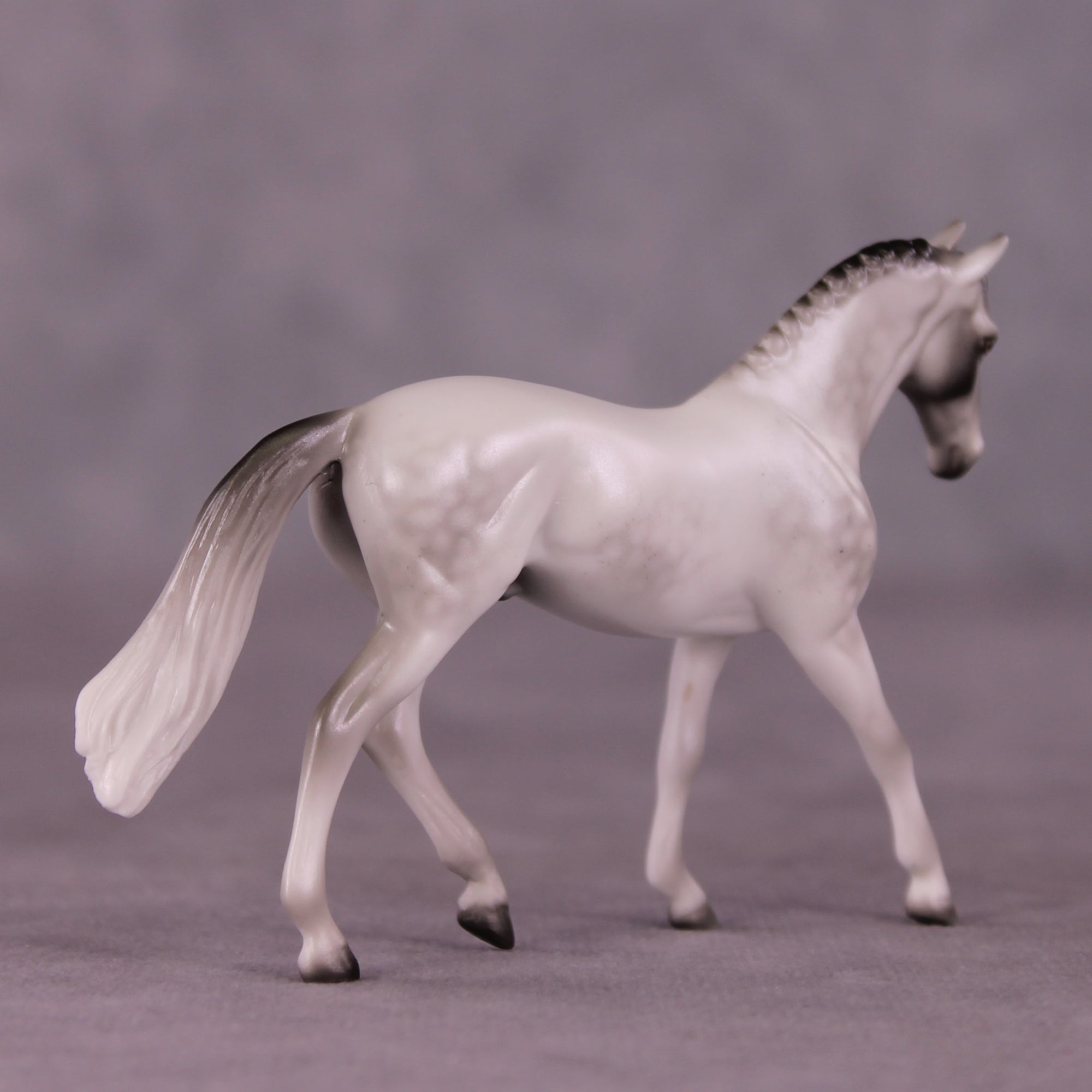 Stone Horses Midsummer Celebration Surprise Chips: The Warmblood Chips Grab Bag by Ellen Robbins SCD25